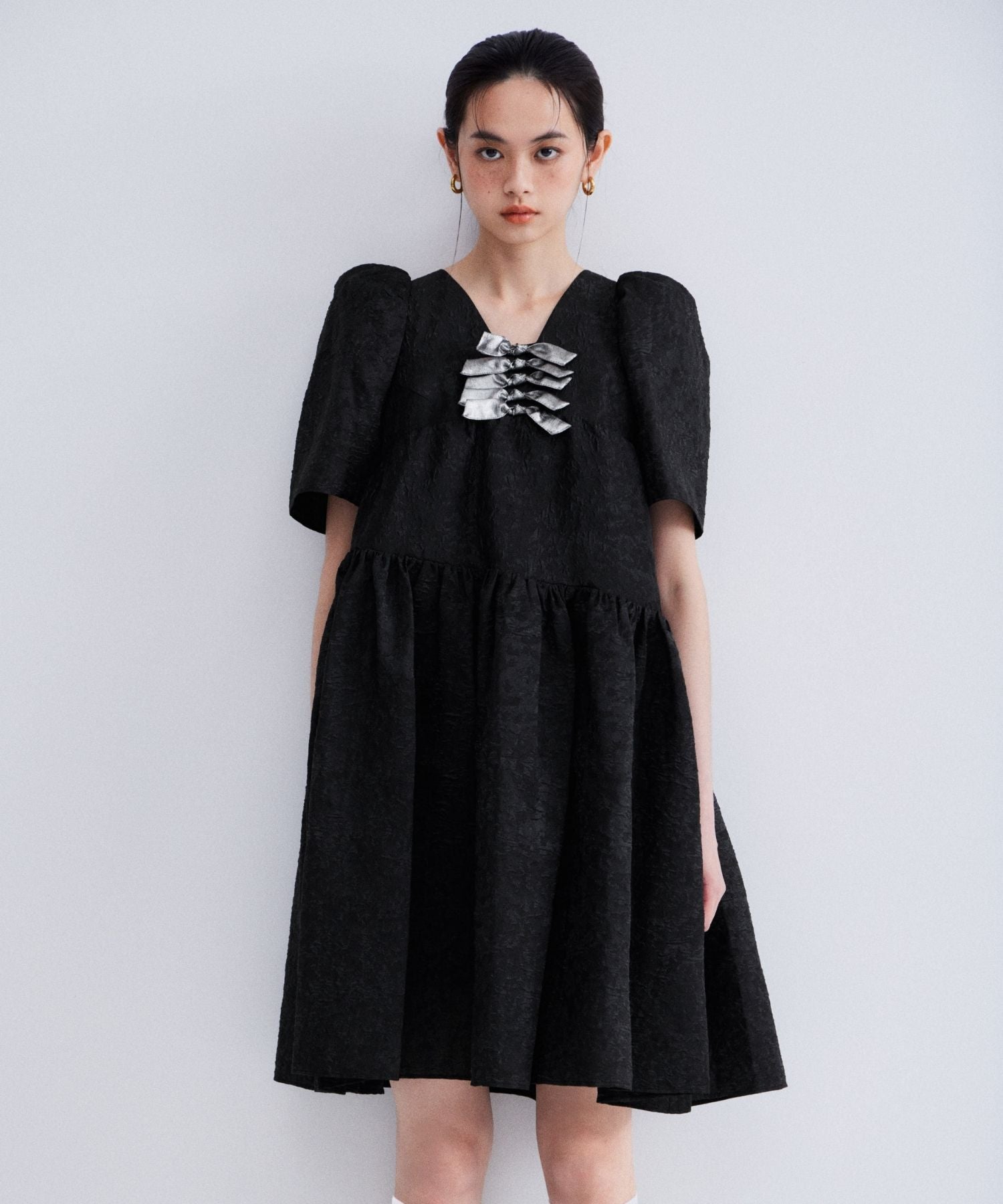 EDGE RIBBON MINI DRESS