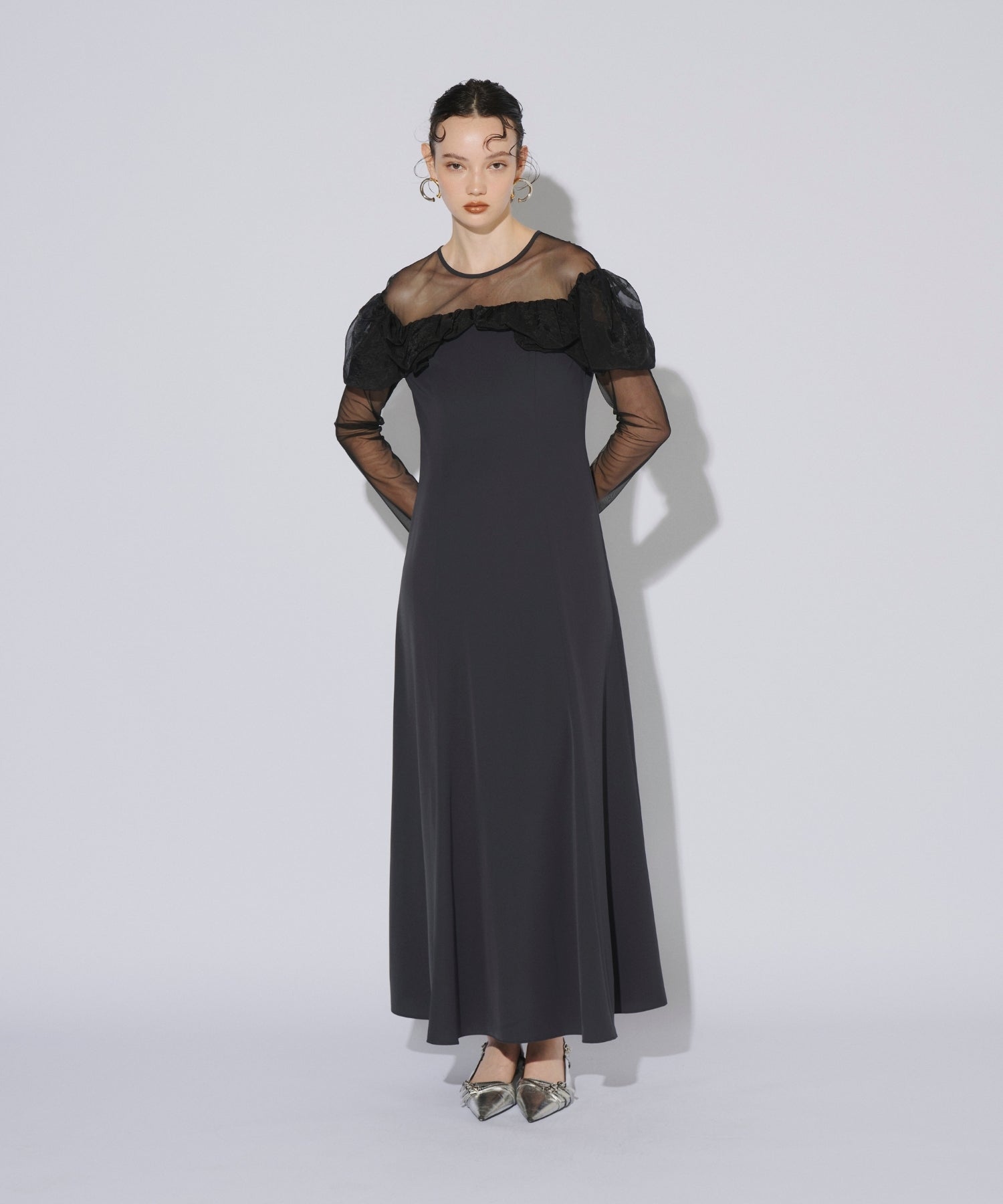 FRILLS FLARE DRESS