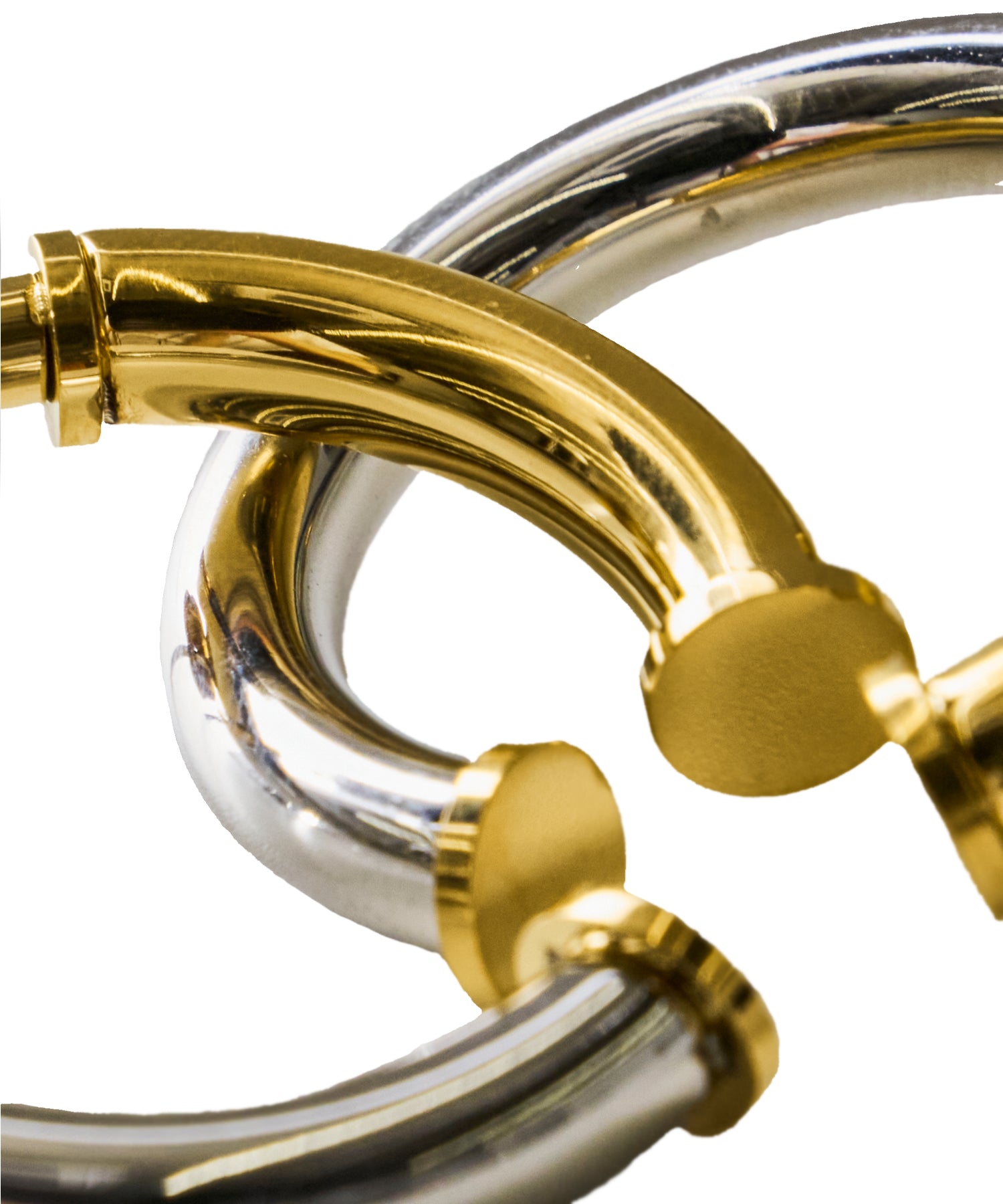 ICONIC RING PIERCE