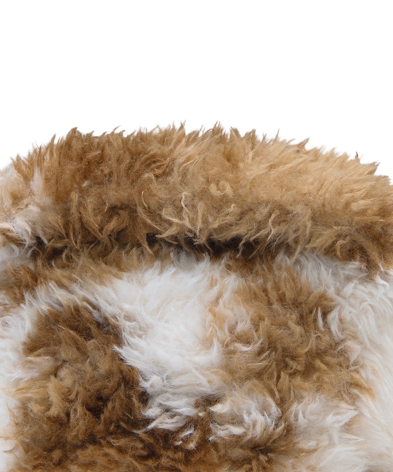 PERRO FUR BAG ブラウンアップ 物撮り画像