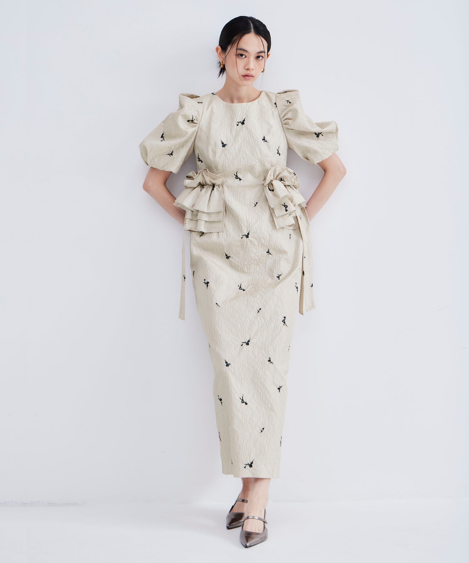 【POPUP】BLOSSOM FRILL DRESS