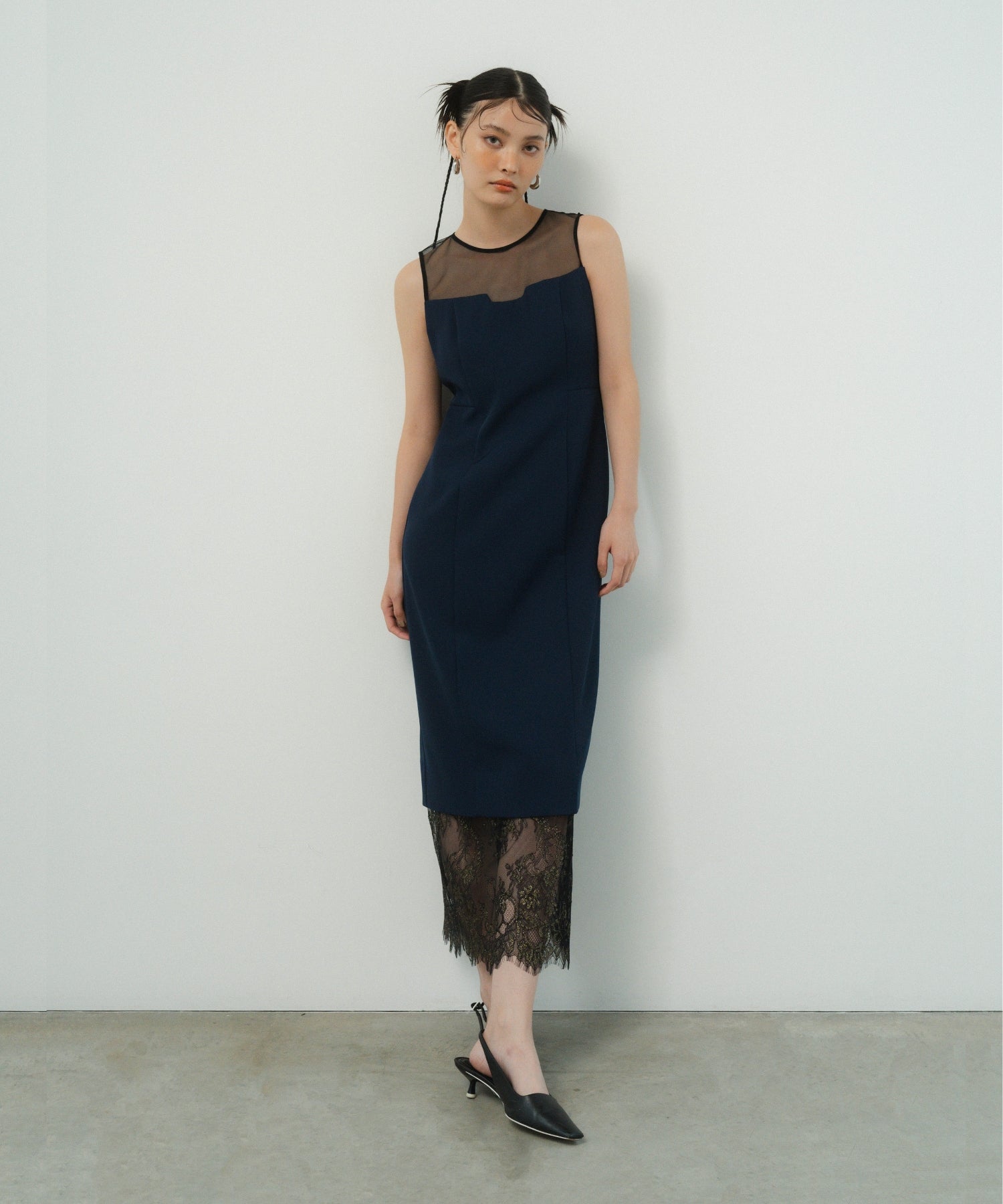 HEM LACE DRESS