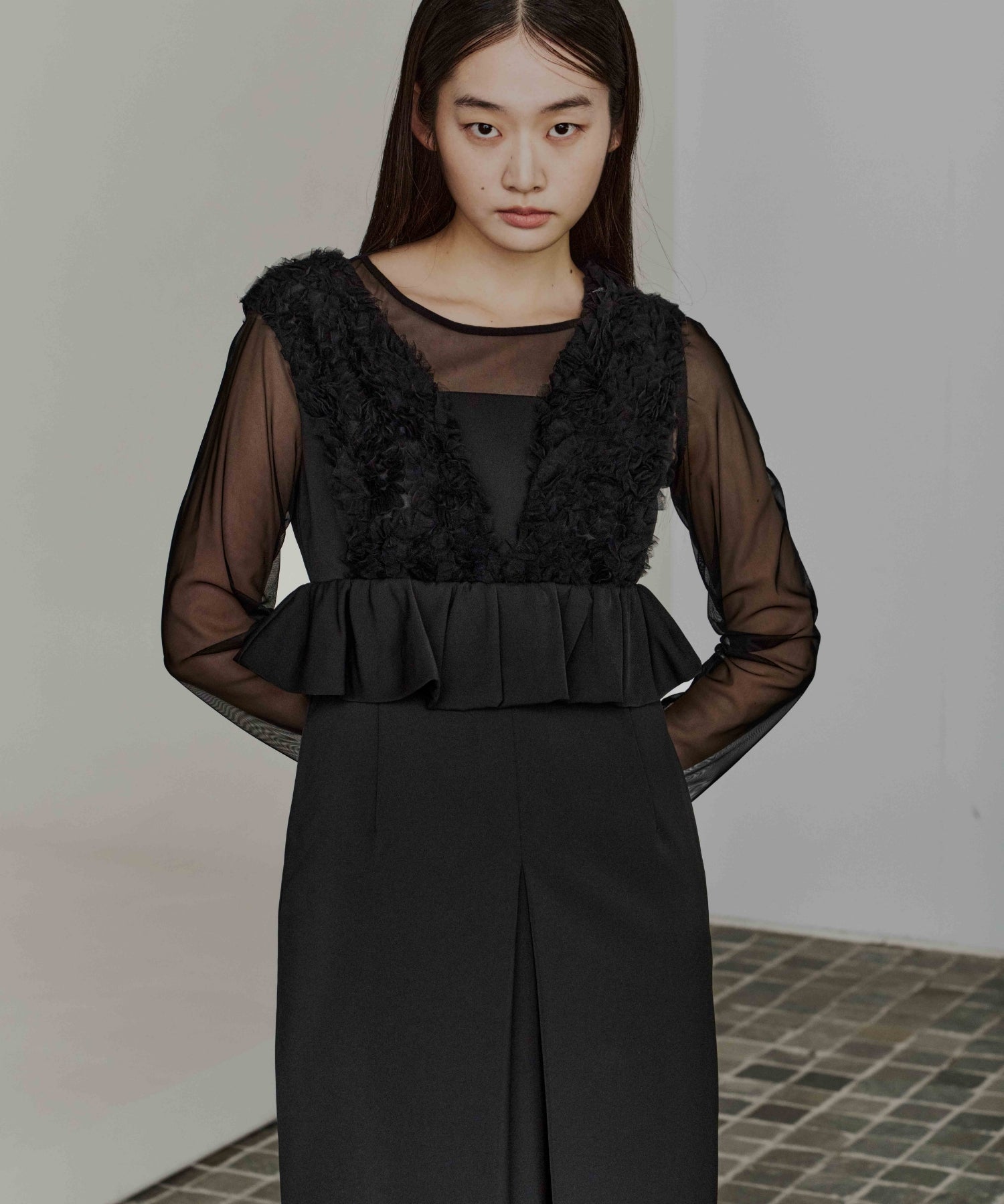 VOLUME TULLE PEPLUM DRESS