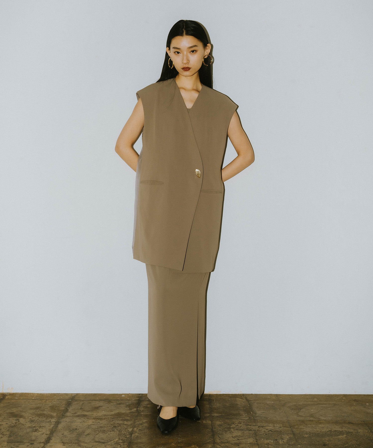 BACK SHEER GILET SETUP DRESS