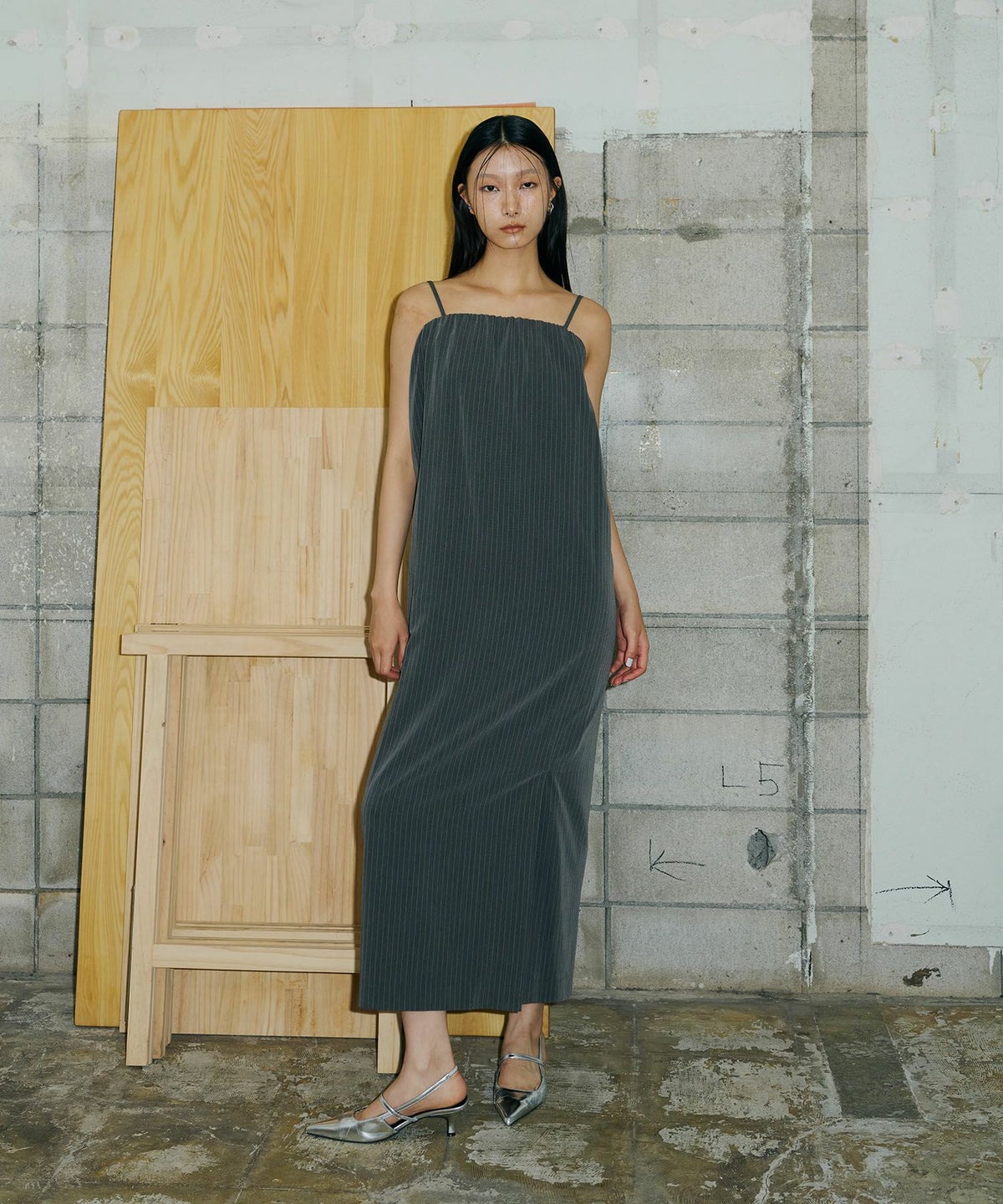 BACK SHEER GILET SETUP DRESS