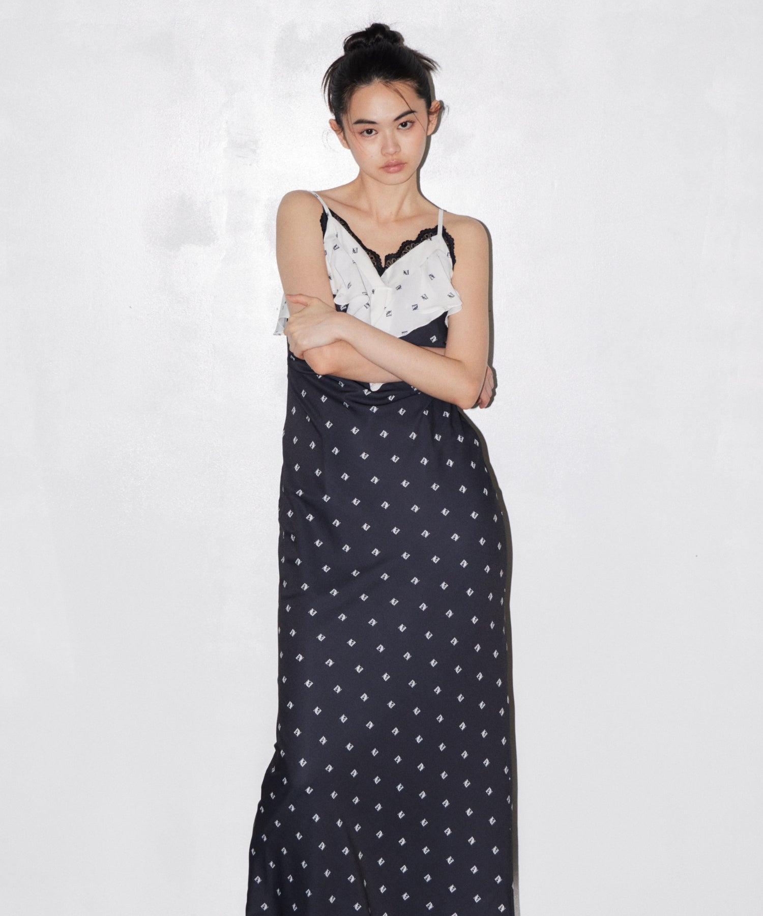 PRINT RUFFLE CUP IN DRESS