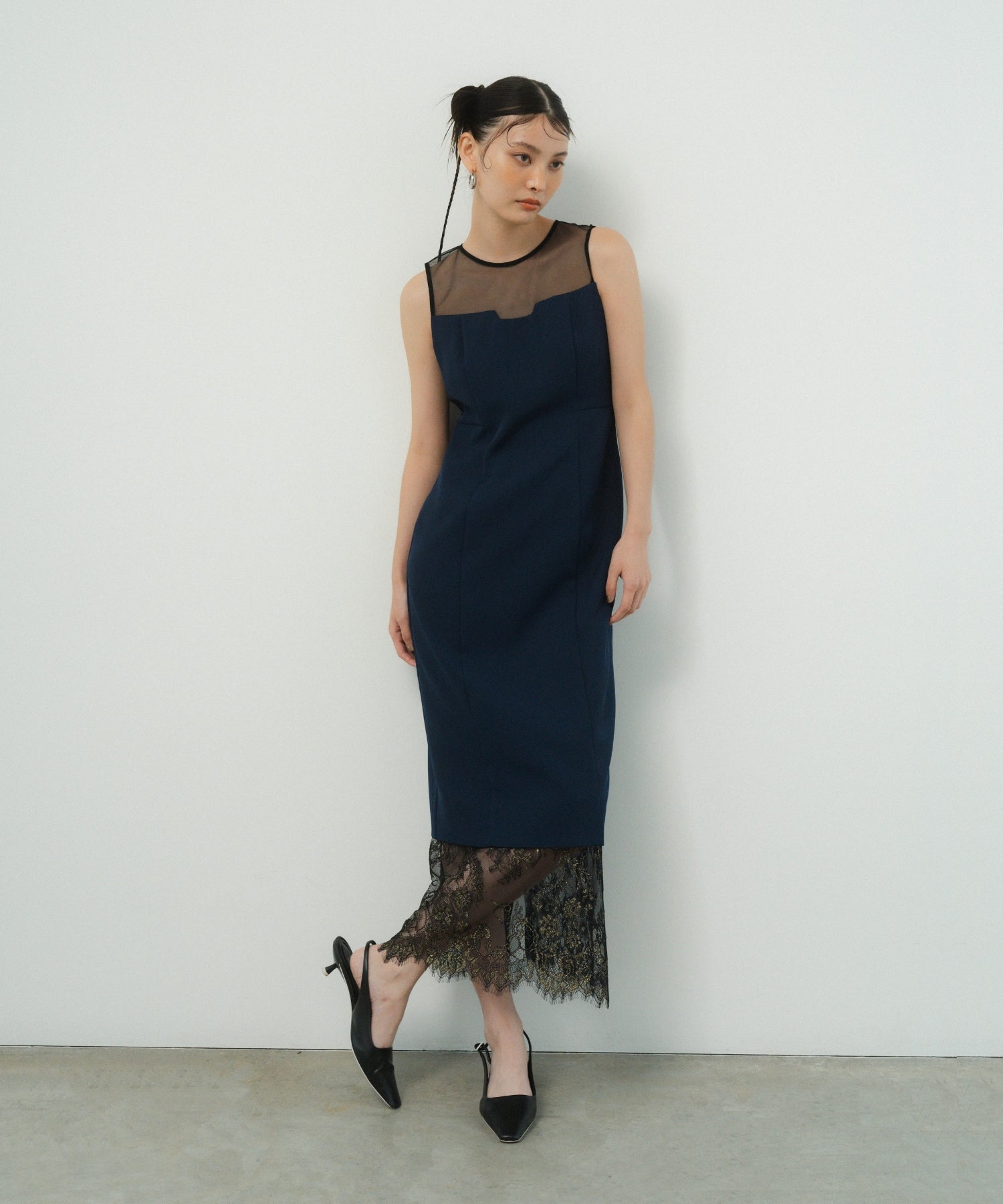 HEM LACE DRESS