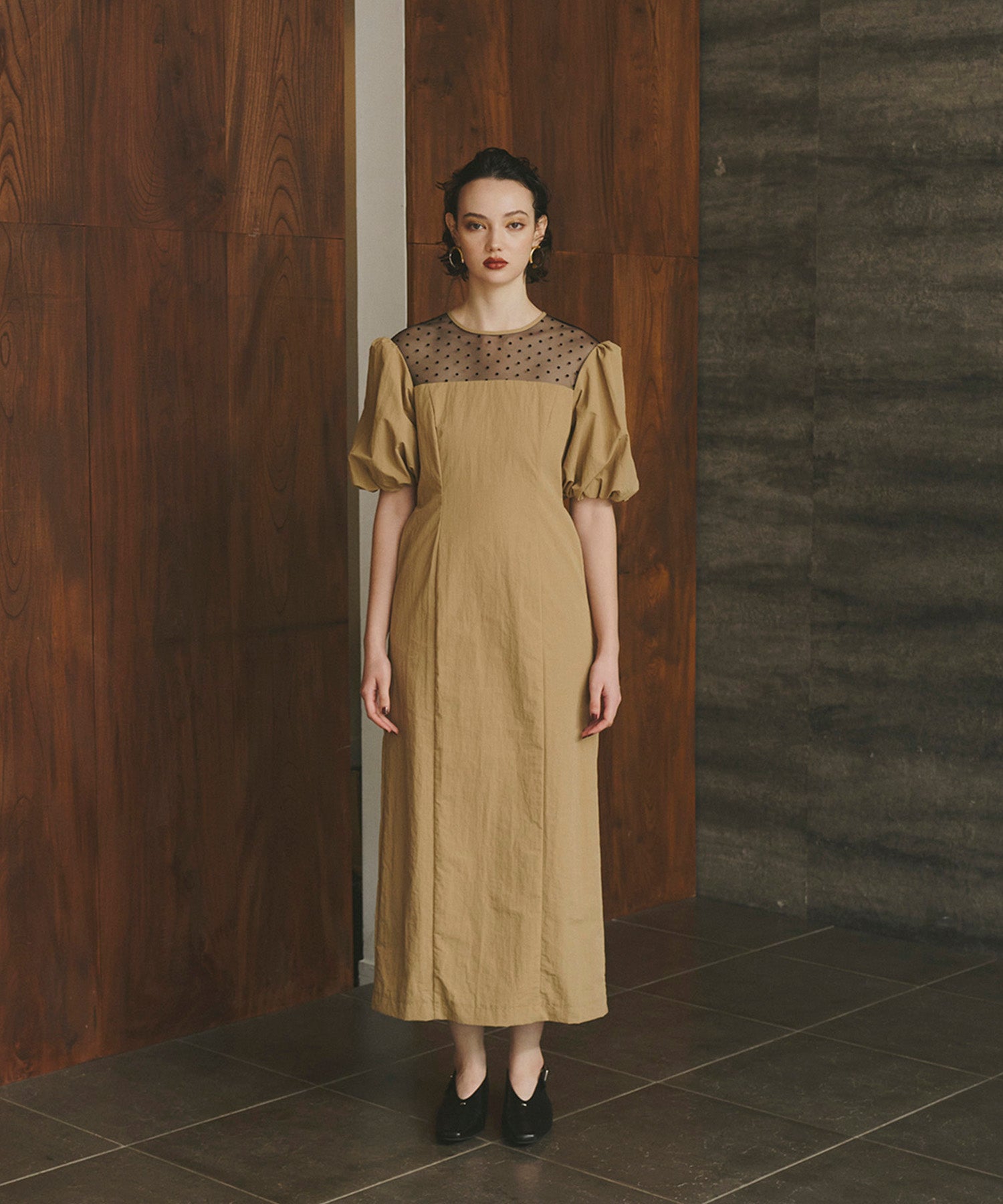 DECOLLETE DOT DRESS