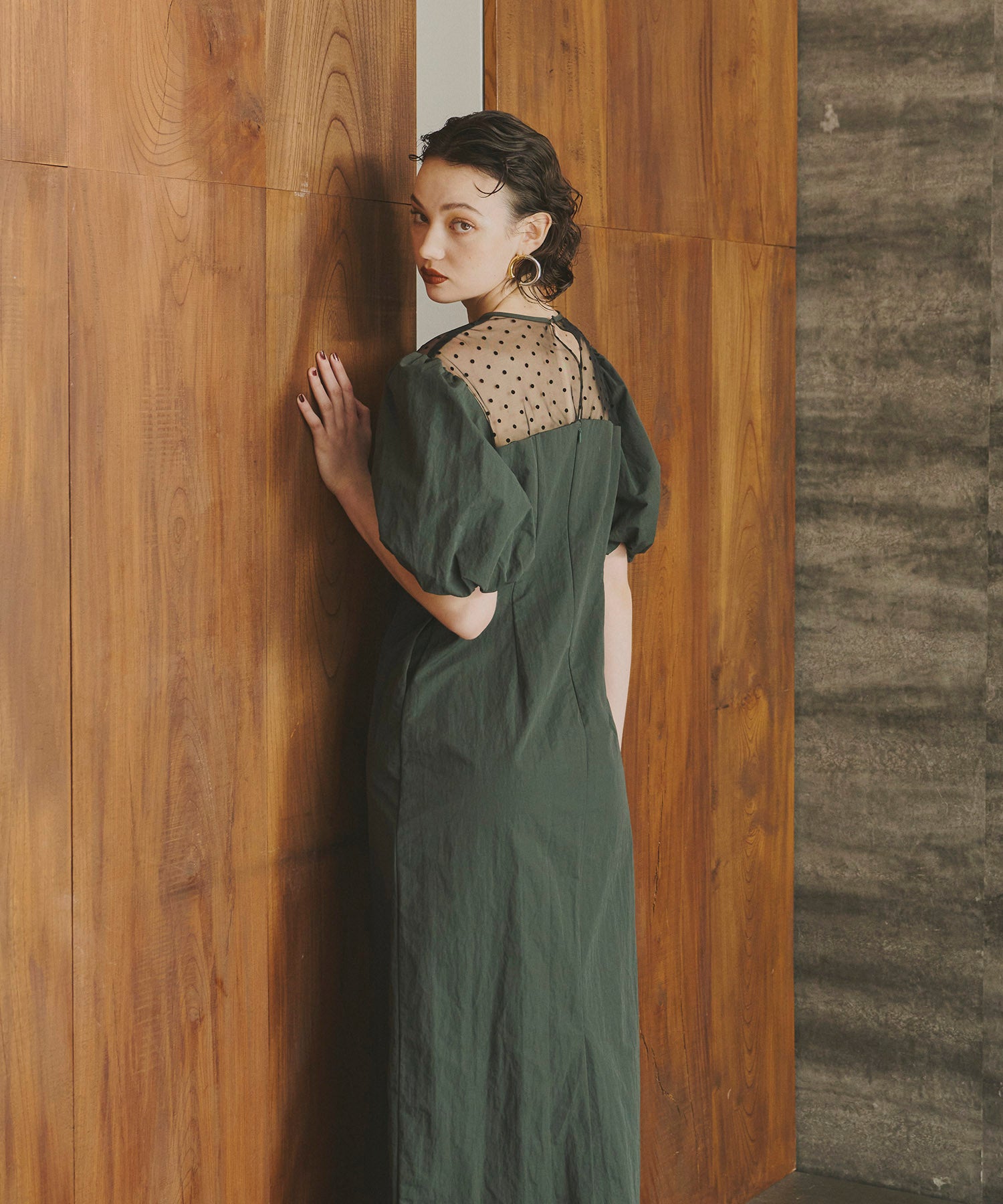 DECOLLETE DOT DRESS