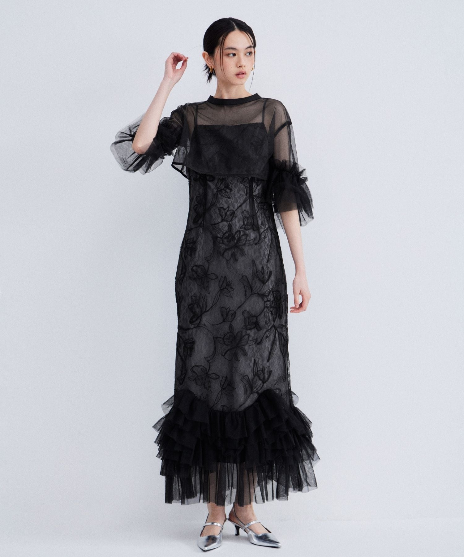 EMBROIDERY FRILL SET DRESS