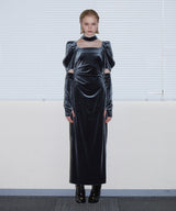 GRINT VELOUR DRESS チャコール 正面全身着用