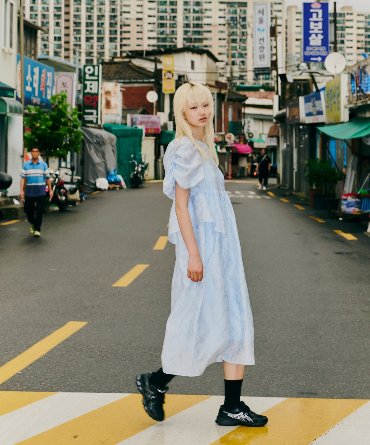 【POPUP】BUBBLE SLEEVE JACQUARD DRESS