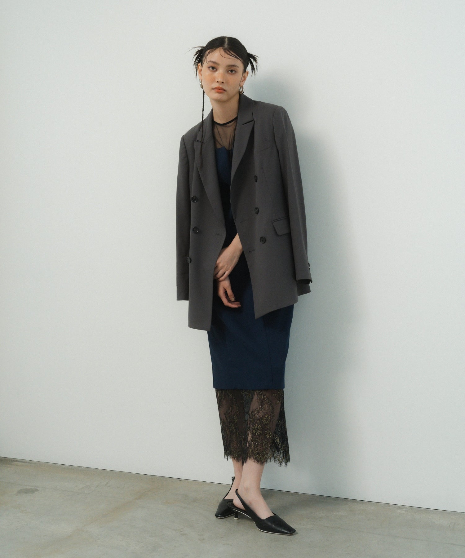 HEM LACE DRESS