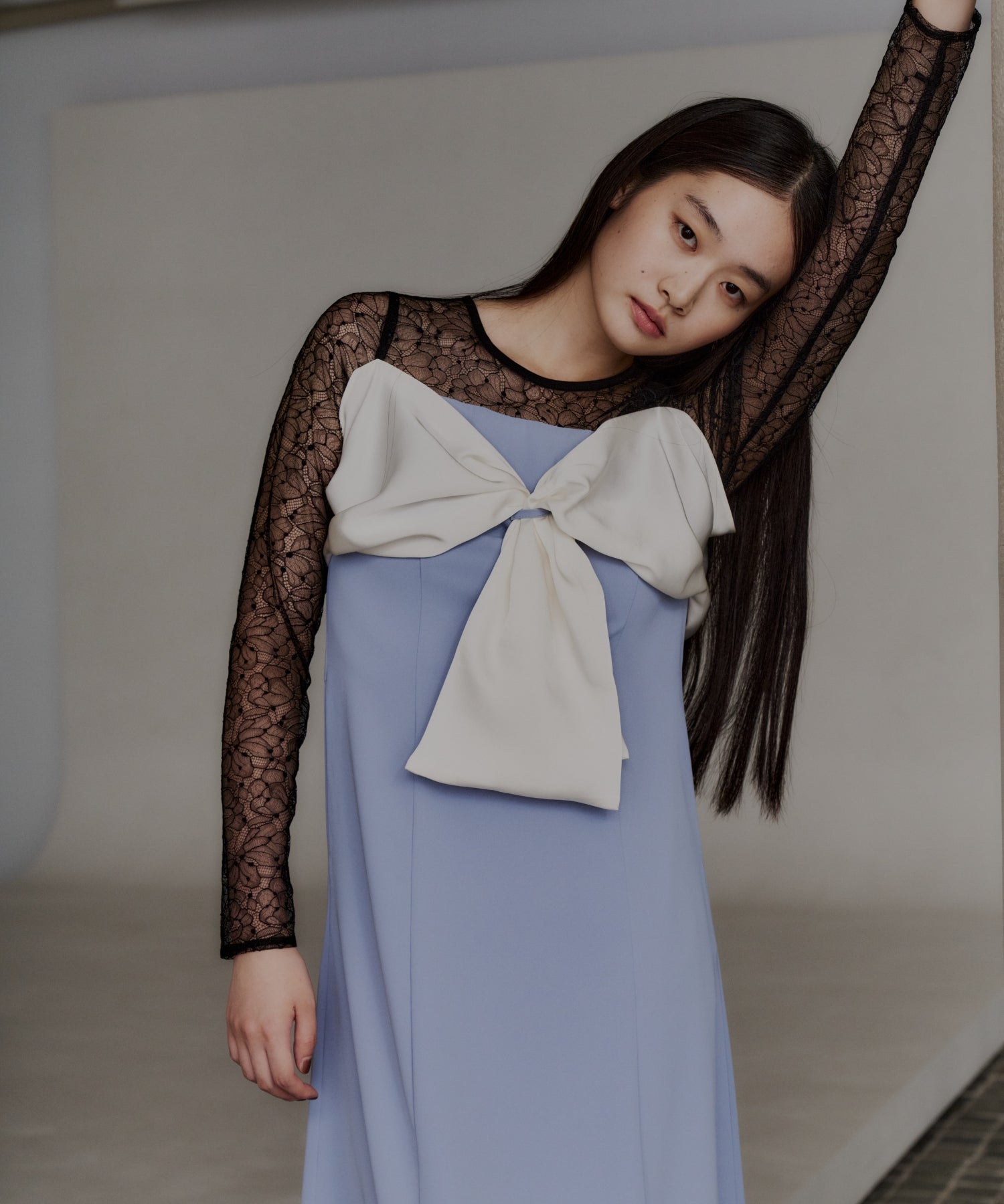 BIG RIBBON DRESS