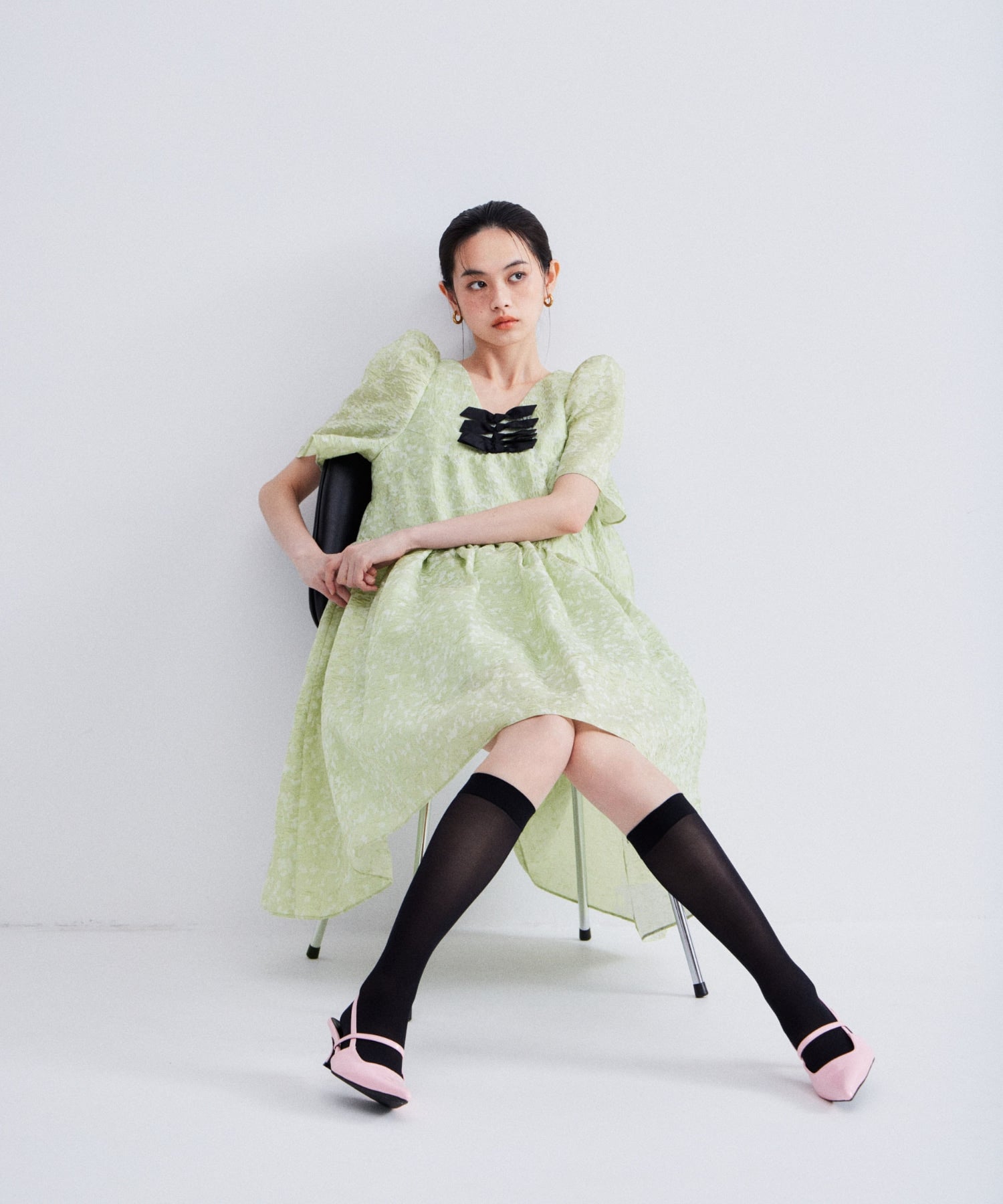 EDGE RIBBON MINI DRESS