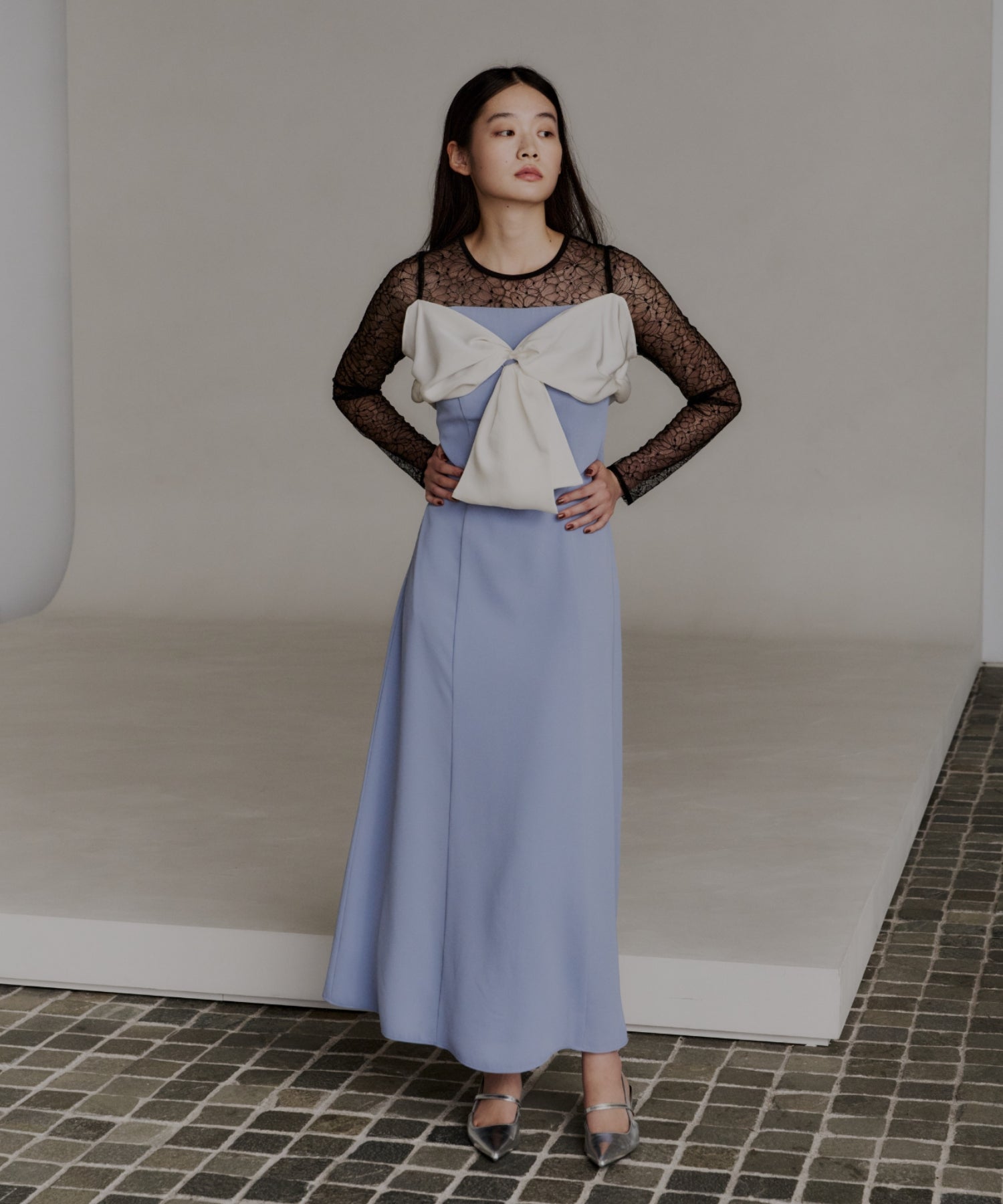 BIG RIBBON DRESS