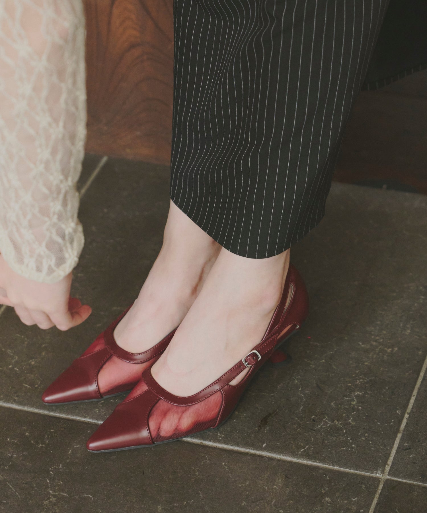 POINTED TOE SHOES