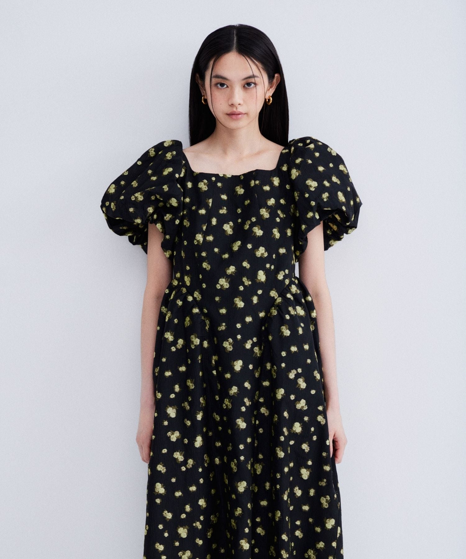 FLOWER JACQUARD FORME DRESS
