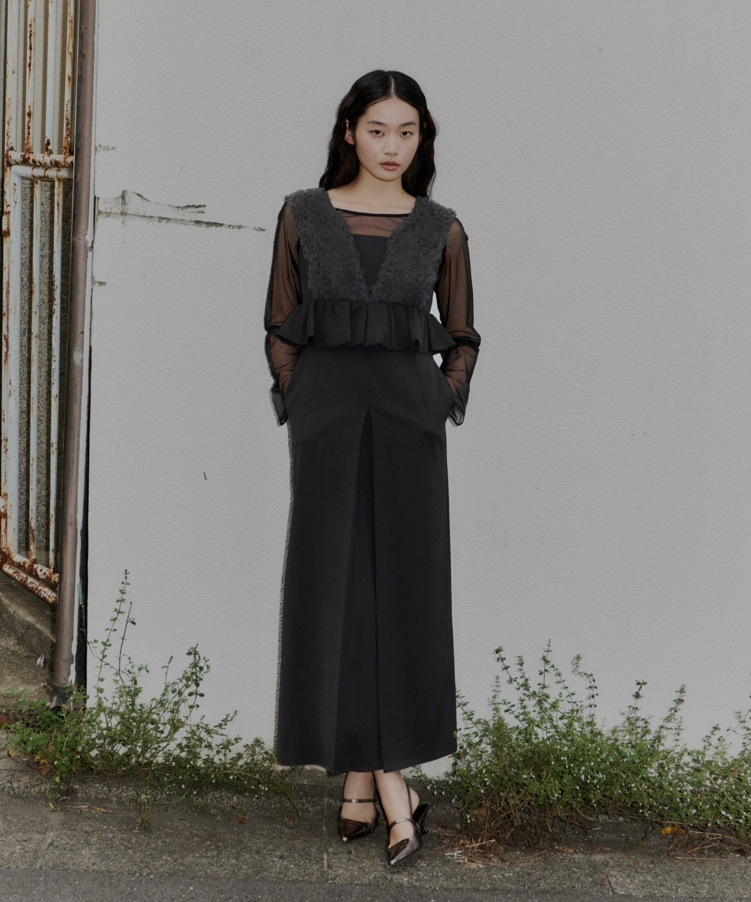 VOLUME TULLE PEPLUM DRESS