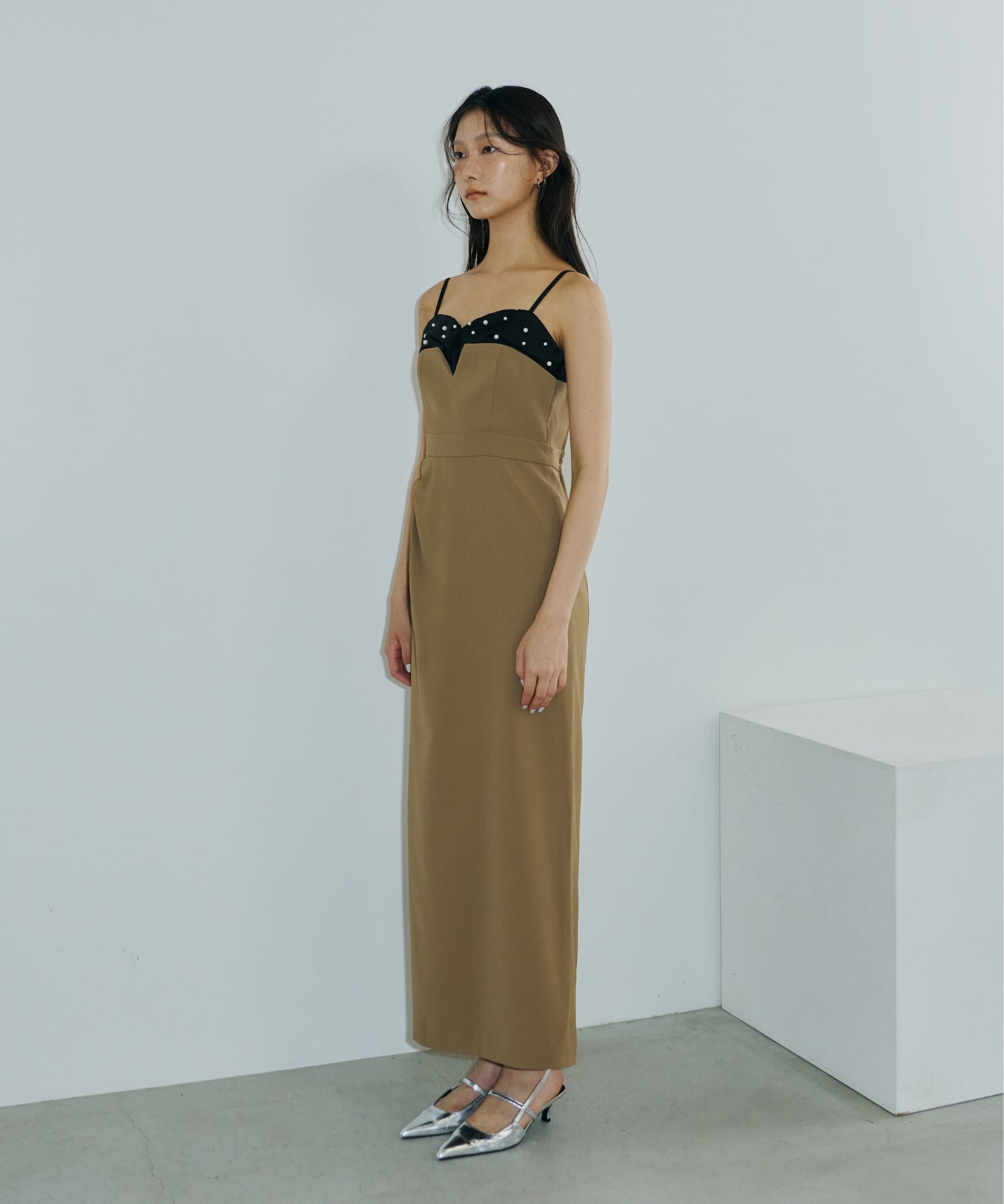 DROPPED PEARL DRESS