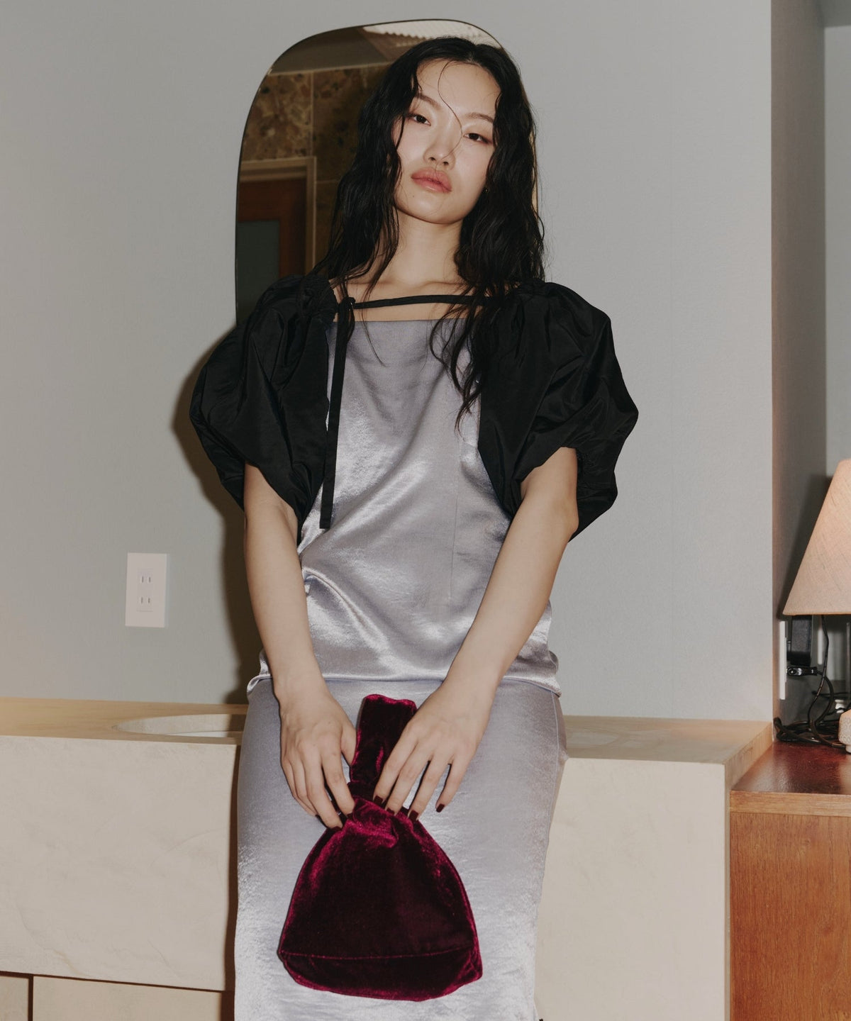 【POPUP】GLOSSY SATIN BACK RIBBON DRESS