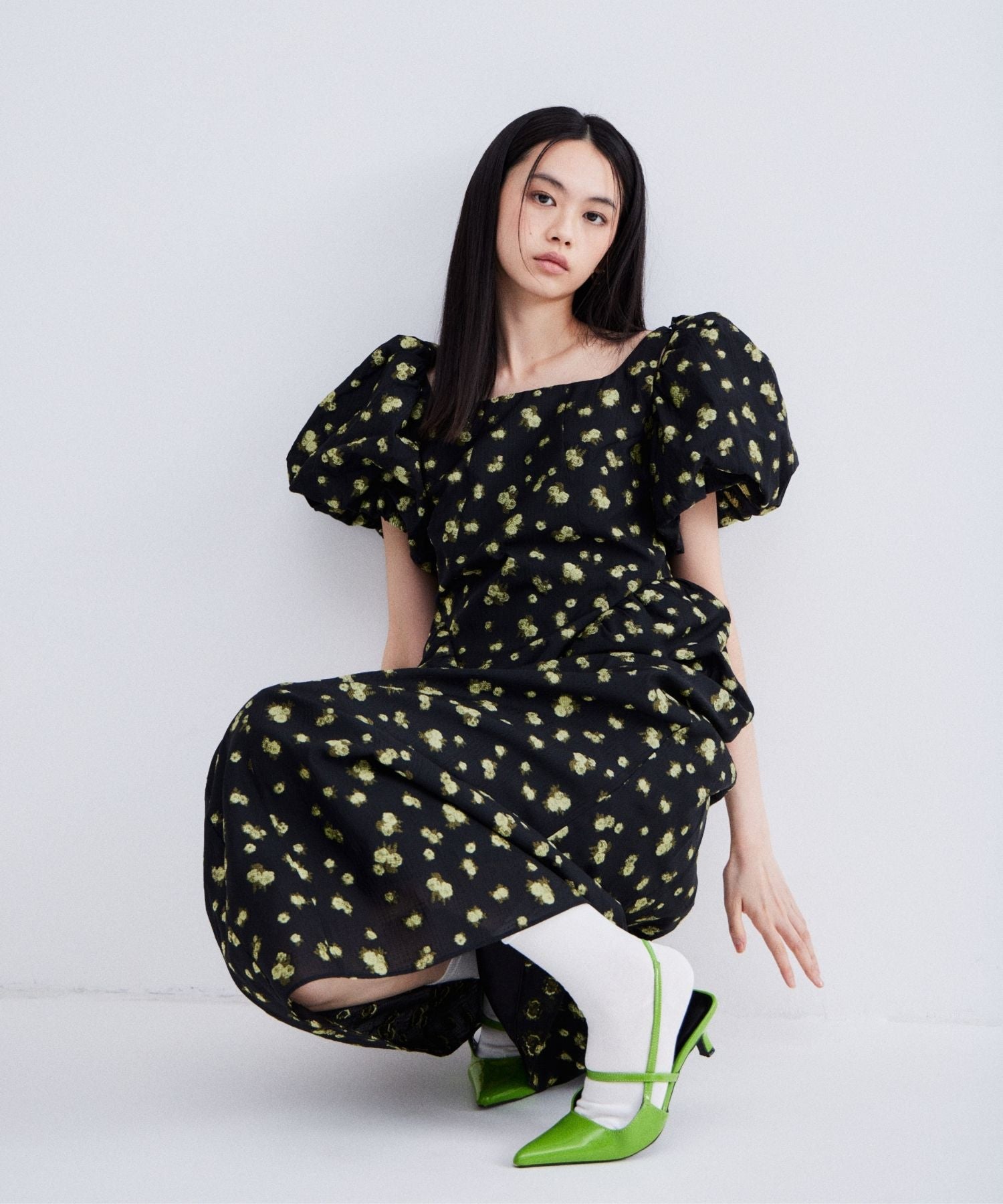 FLOWER JACQUARD FORME DRESS