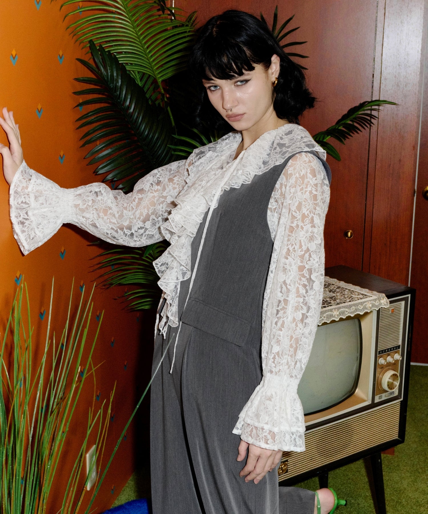 LACE RUFFLE ALL-IN-ONE DRESS