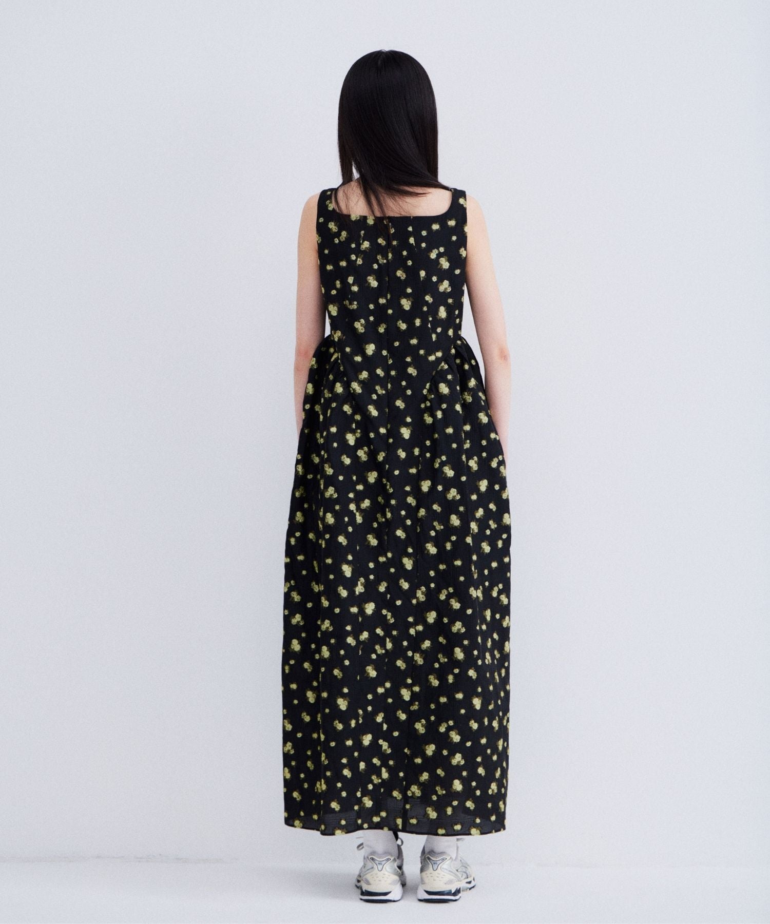 FLOWER JACQUARD FORME DRESS