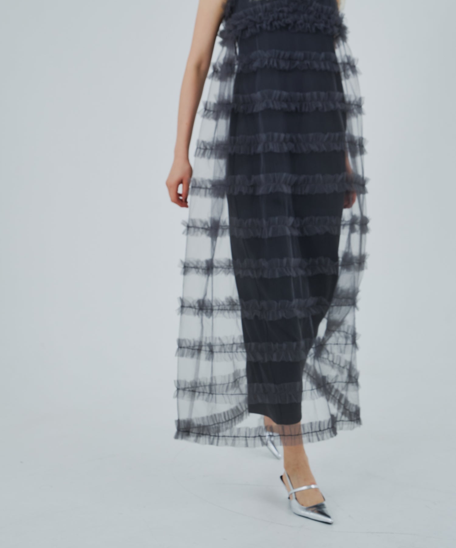 FRILL-LINE 