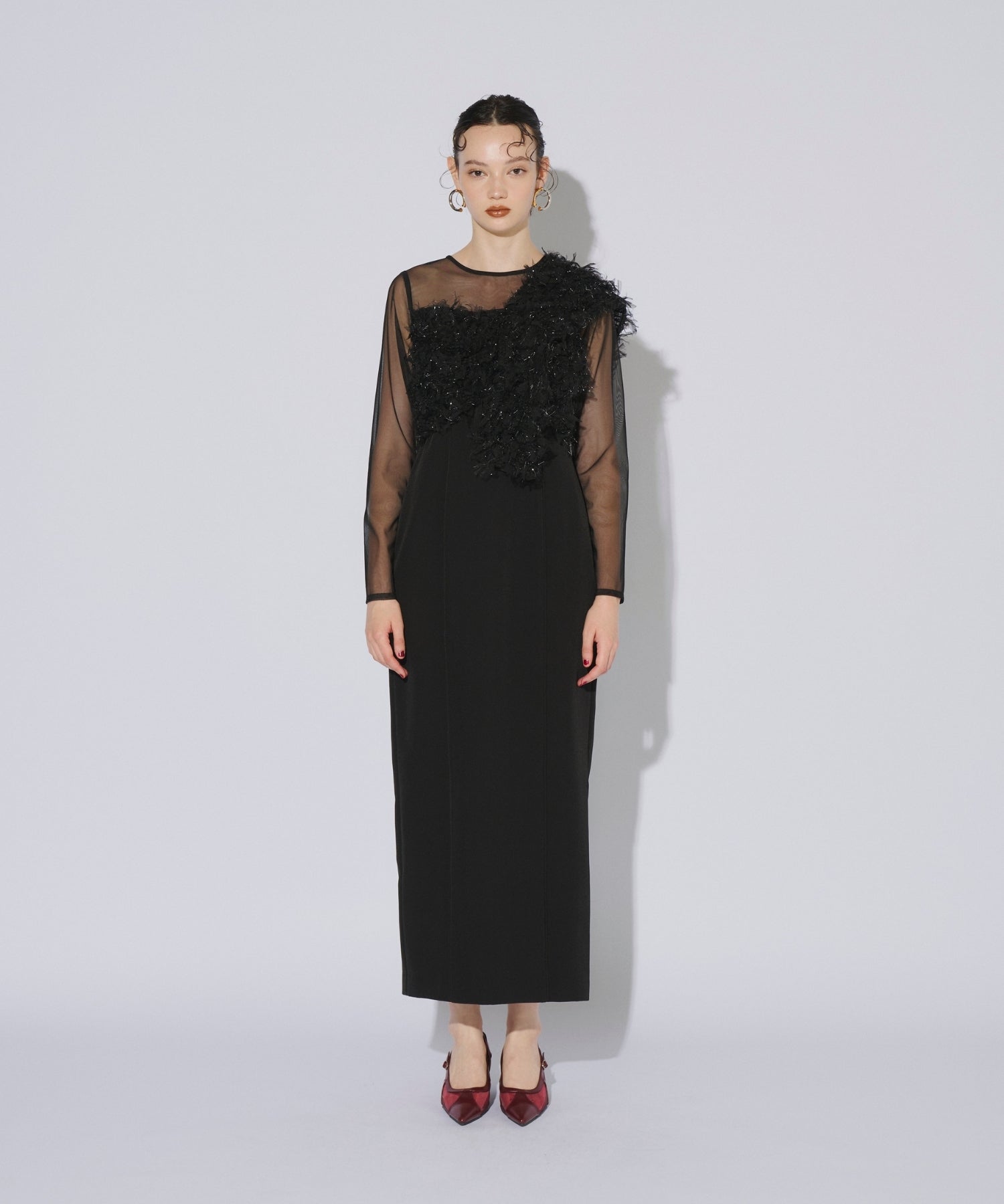 ⭐︎あふろ⭐︎【美品】ANDRESD/アンドレスド　フシンジグリッタードレス FRINGE GLITTER KNOT DRESS