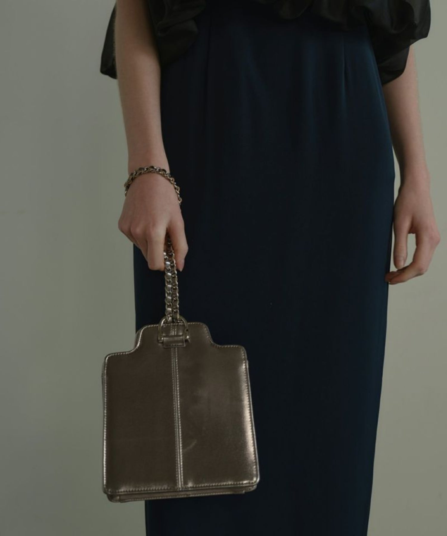 ONE HANDLE SQUARE BAG