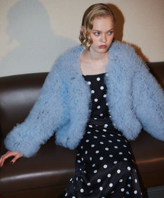VOLUME TULLE JACKET  ブルー 正面アップポーズ