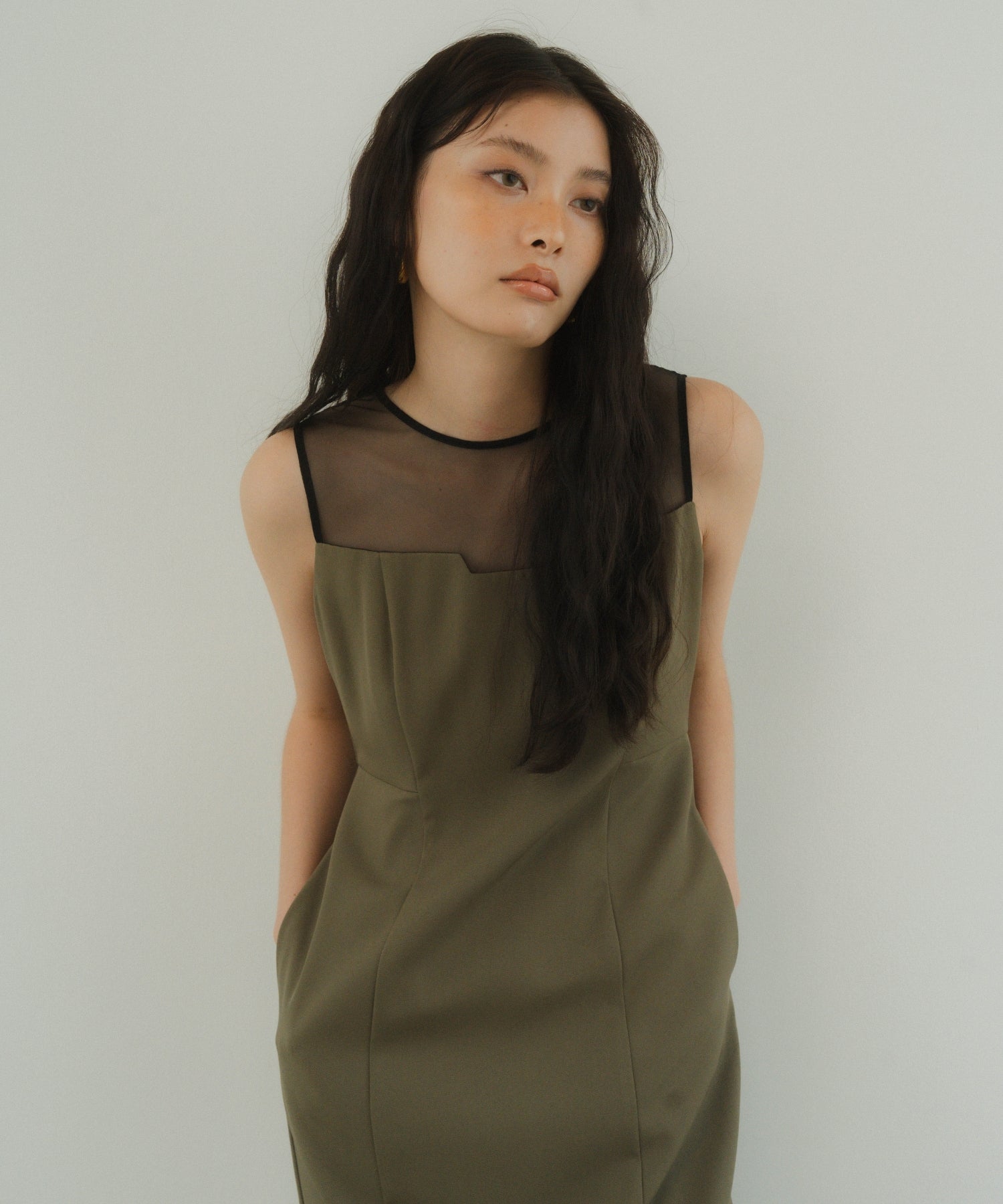 HEM LACE DRESS