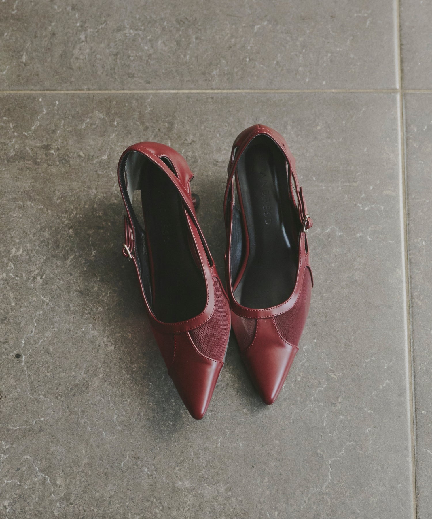 POINTED TOE SHOES