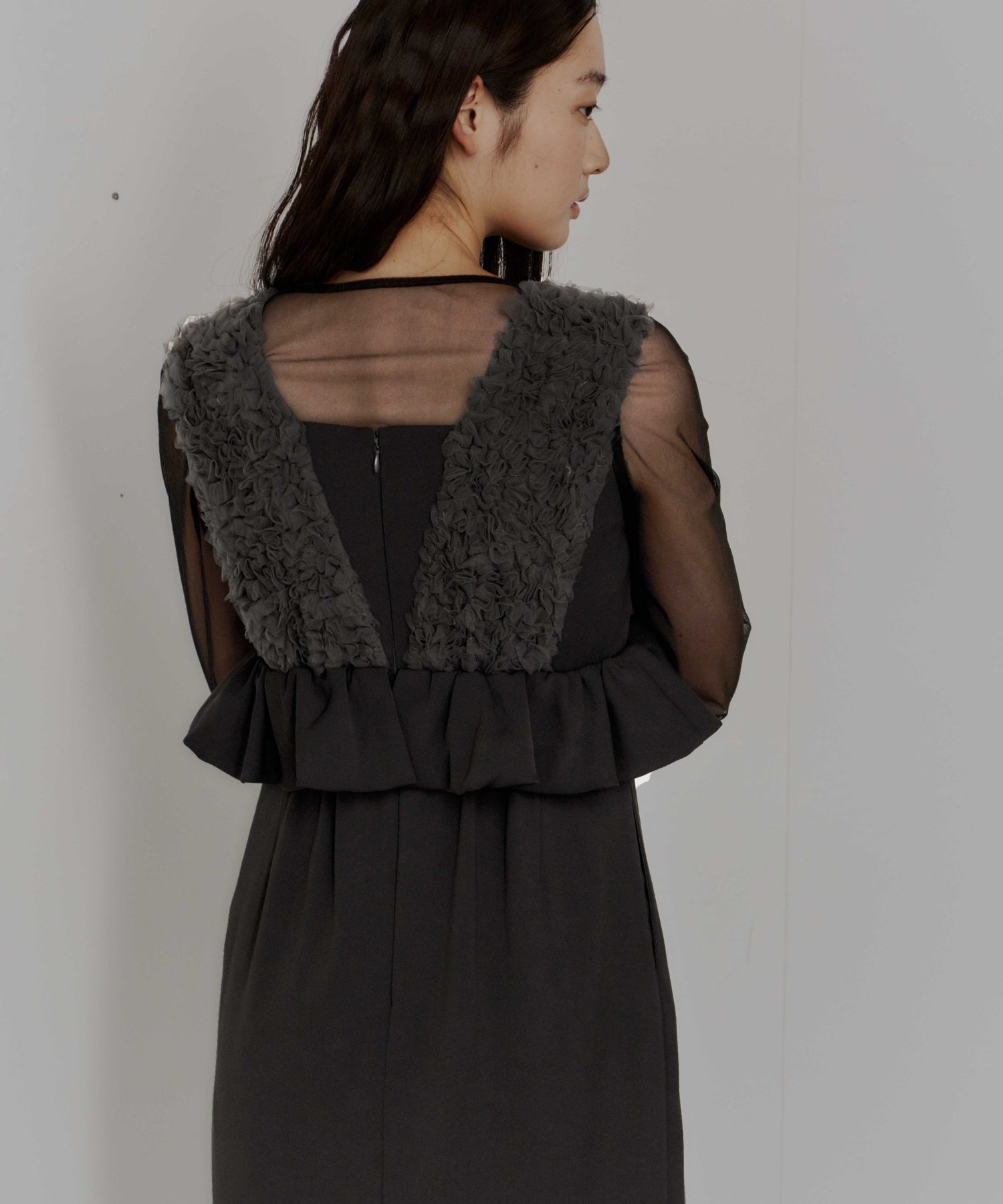 VOLUME TULLE PEPLUM DRESS