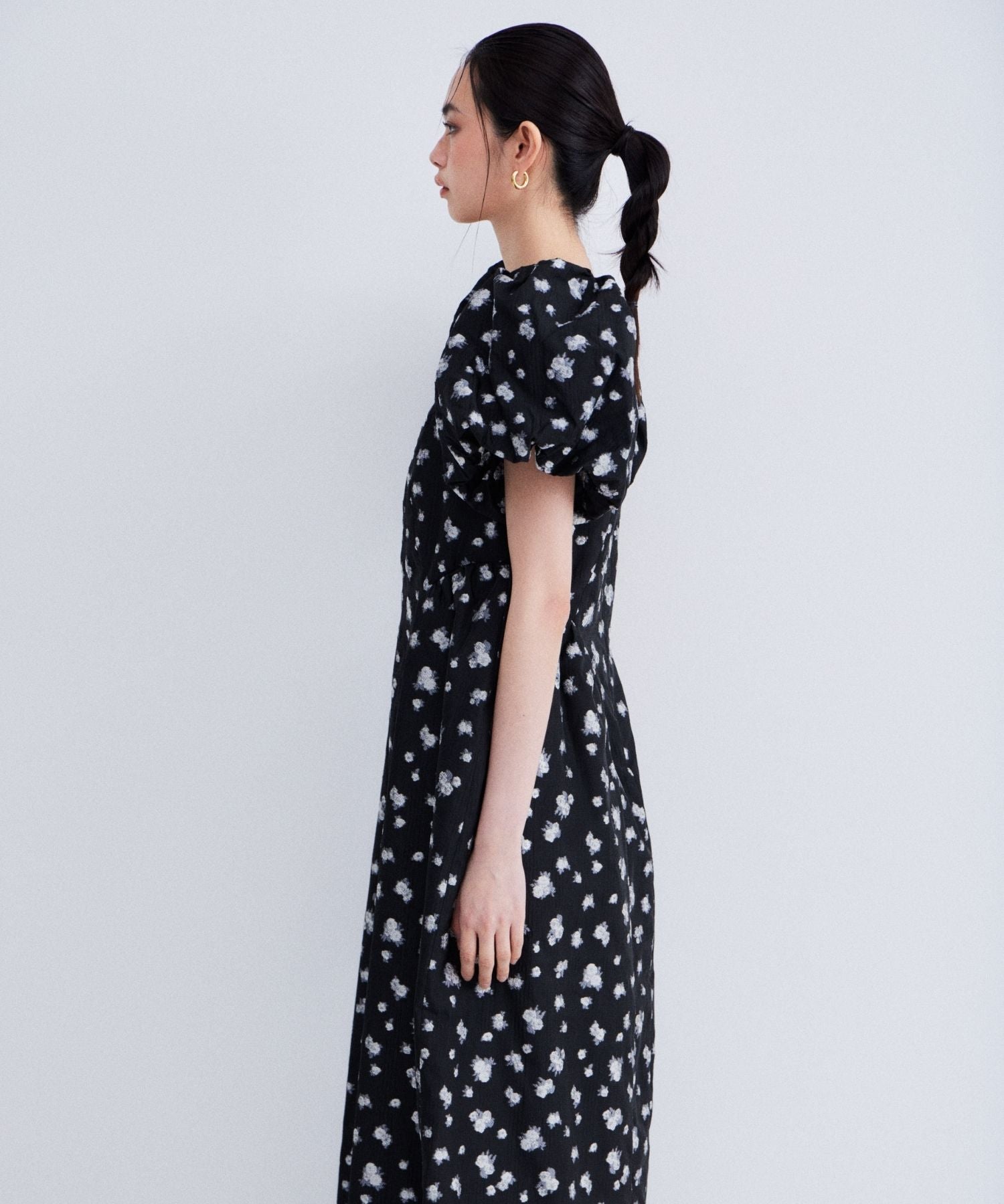 FLOWER JACQUARD FORME DRESS