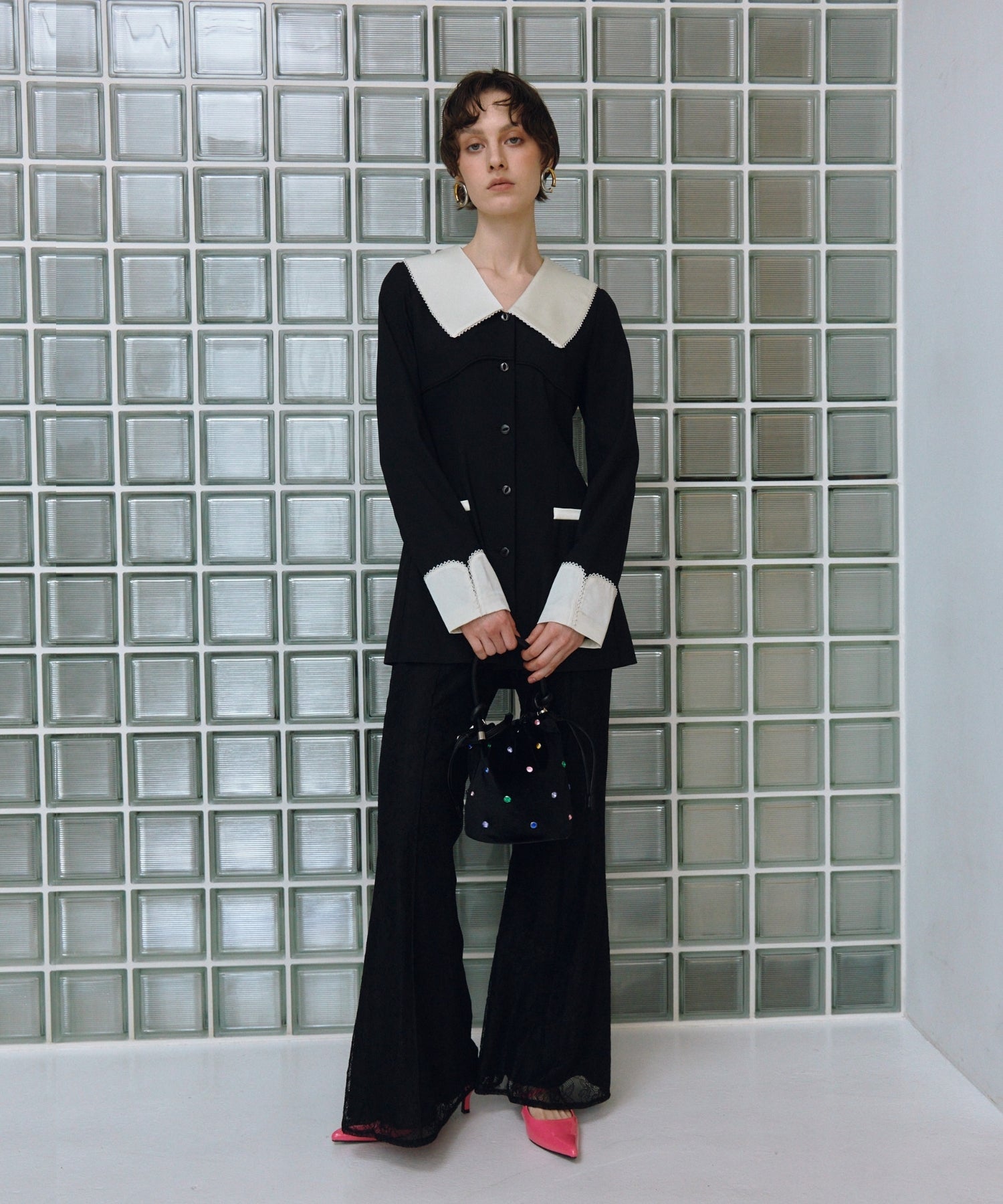 CONTRAST COLLAR SET UP DRESS