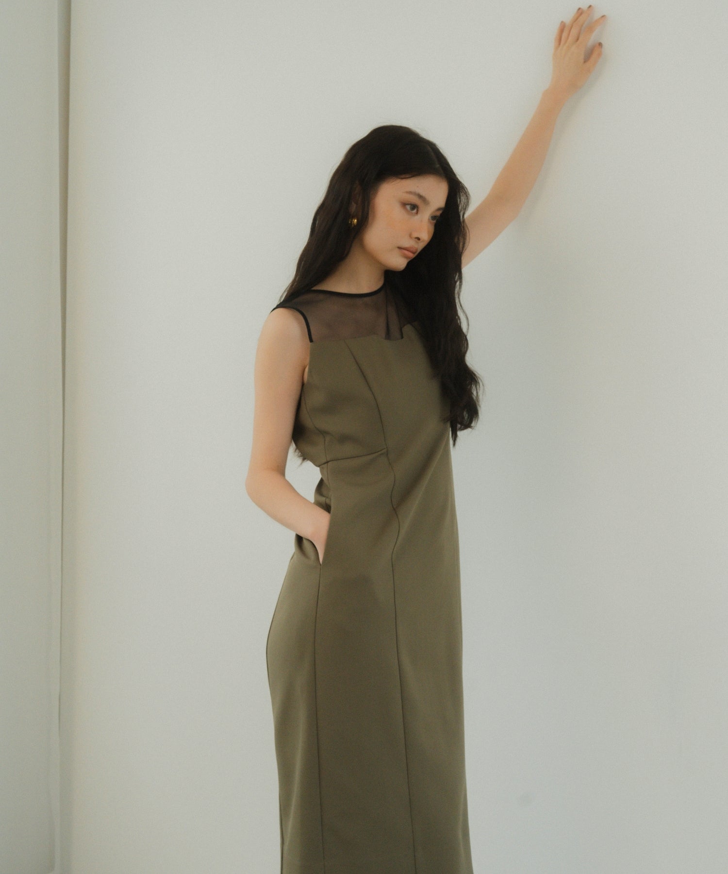 HEM LACE DRESS