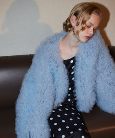 VOLUME TULLE JACKET ブルー 正面アップポーズ
