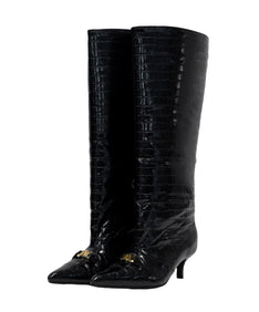 LOGO BUCKLE LONG BOOTS ブラック 横全体物撮り画像