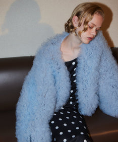 VOLUME TULLE JACKET ブルー 正面アップポーズ