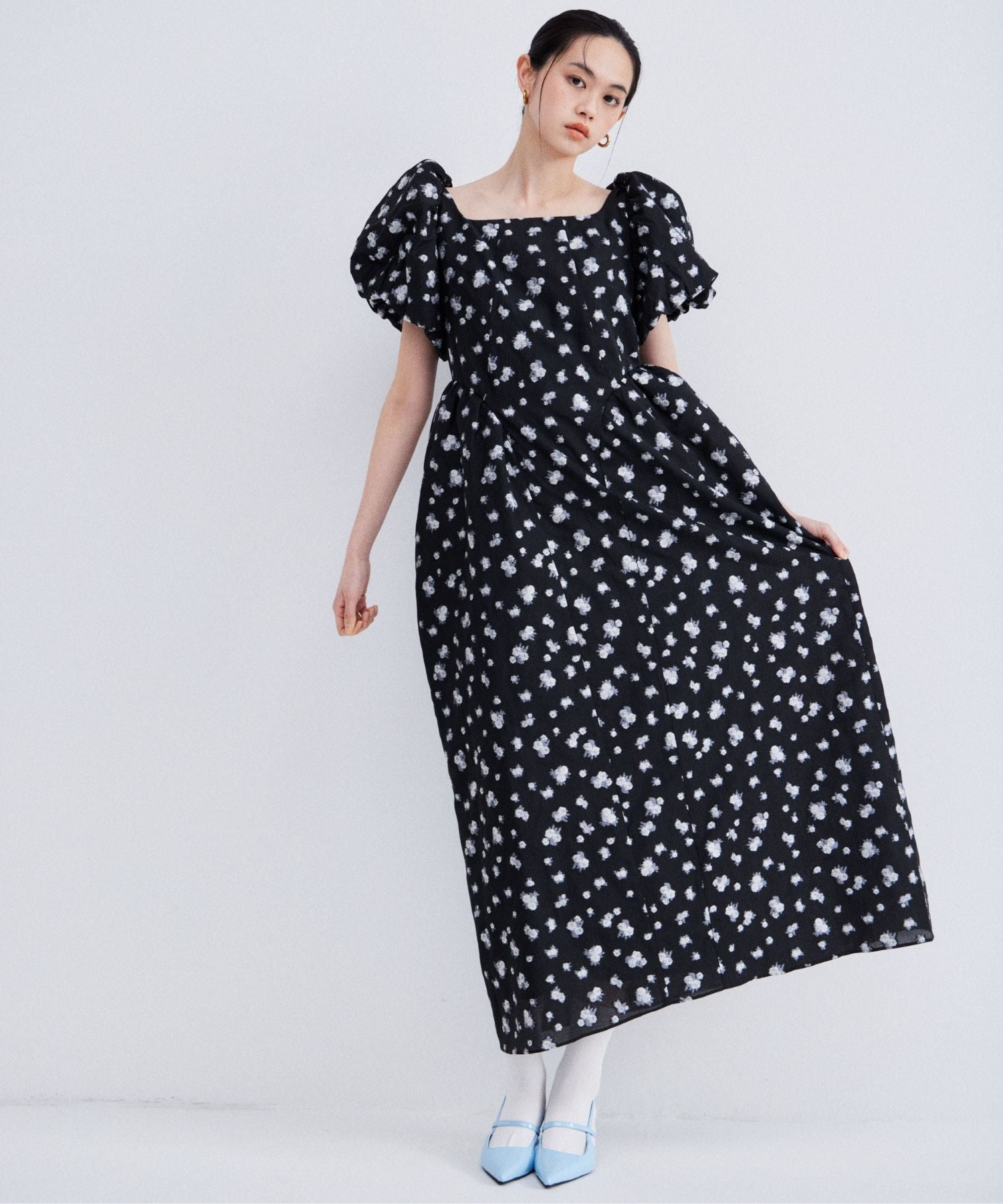 FLOWER JACQUARD FORME DRESS