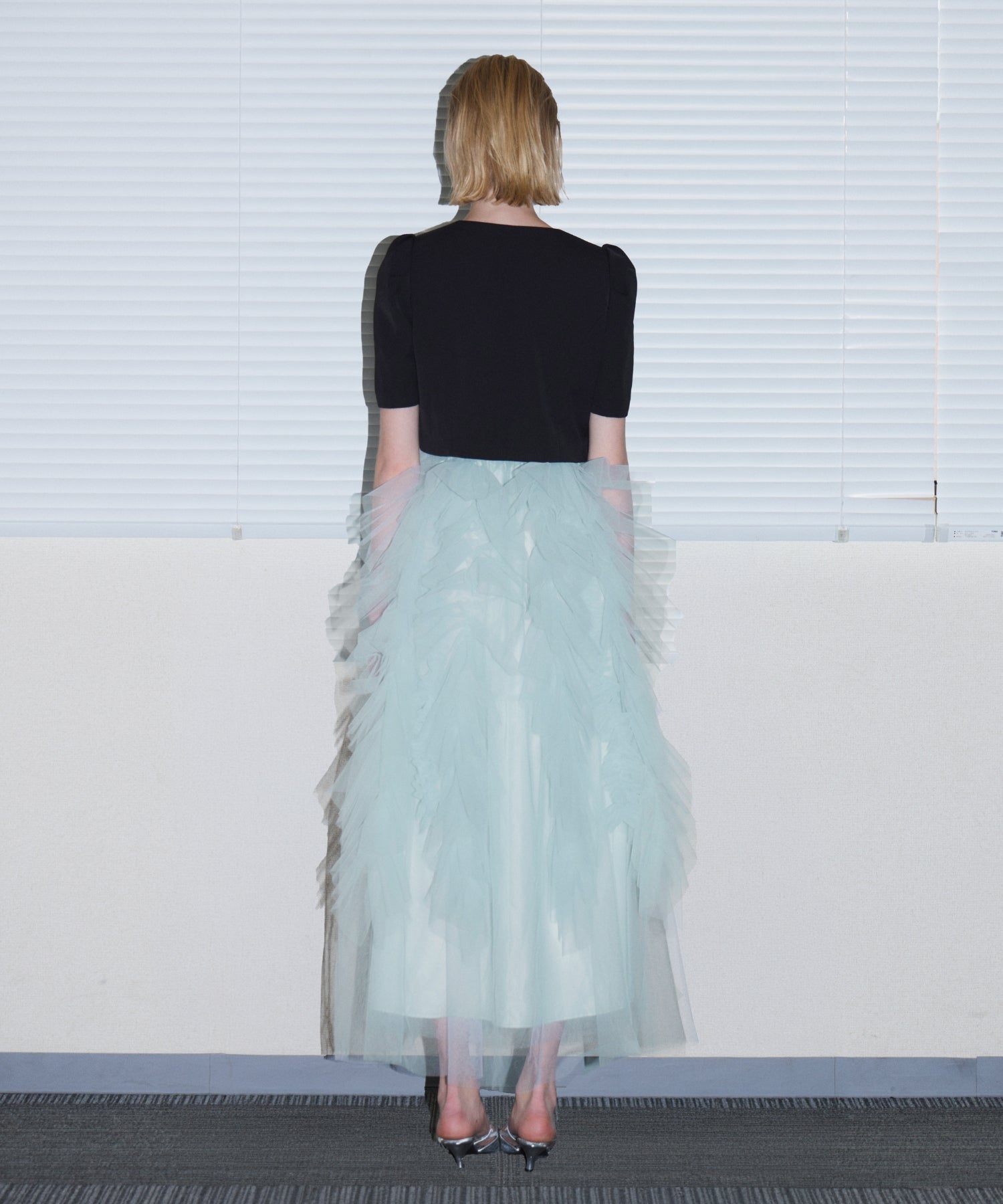 JELLYFISH DRESS ライトブルー 背面全身着用