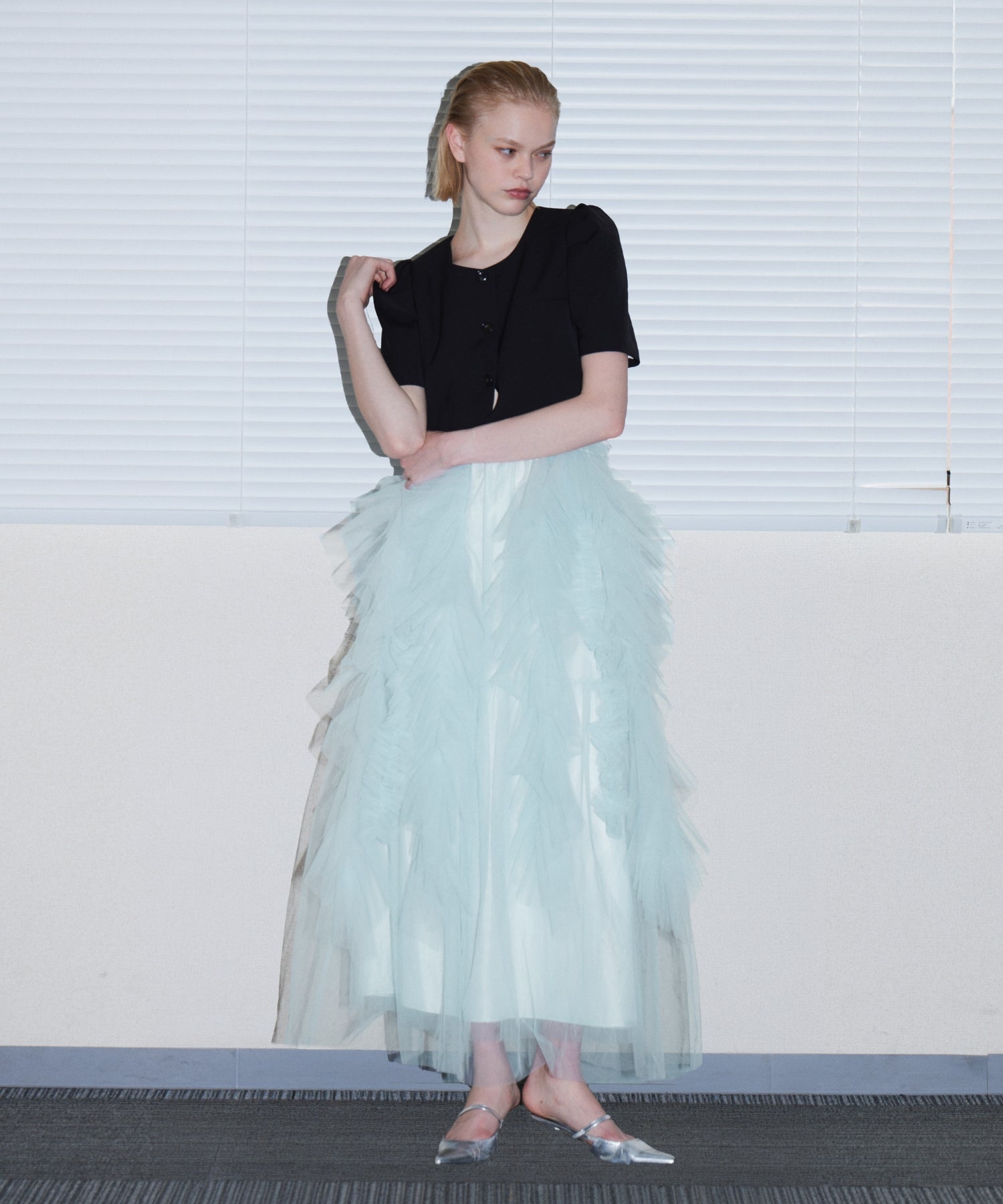 JELLYFISH DRESS ライトブルー 正面全身着用ポーズ