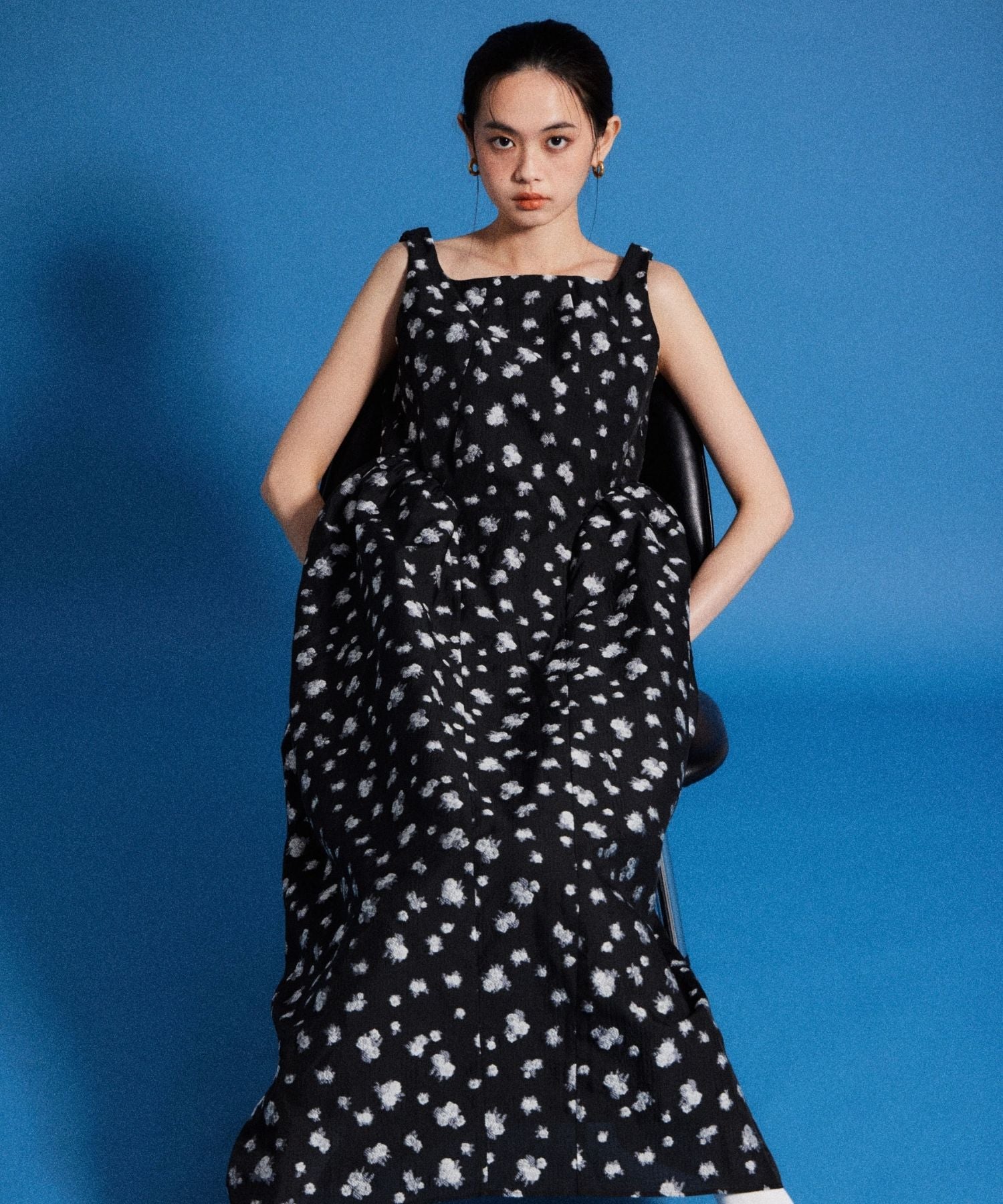 FLOWER JACQUARD FORME DRESS