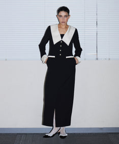 CONTRAST COLLAR DRESS ブラック 正面全身ポーズ