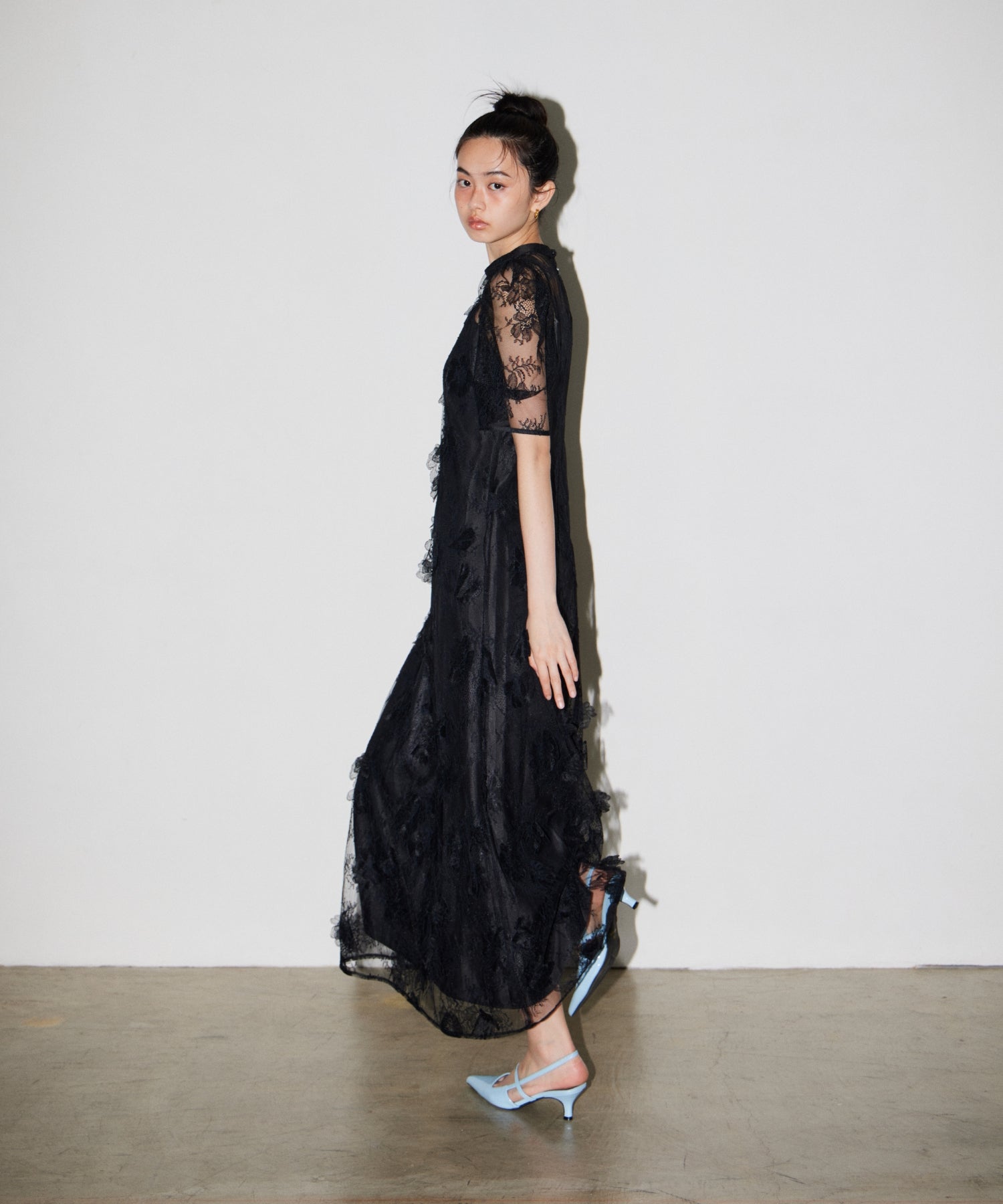 FLOWER LACE DRESS