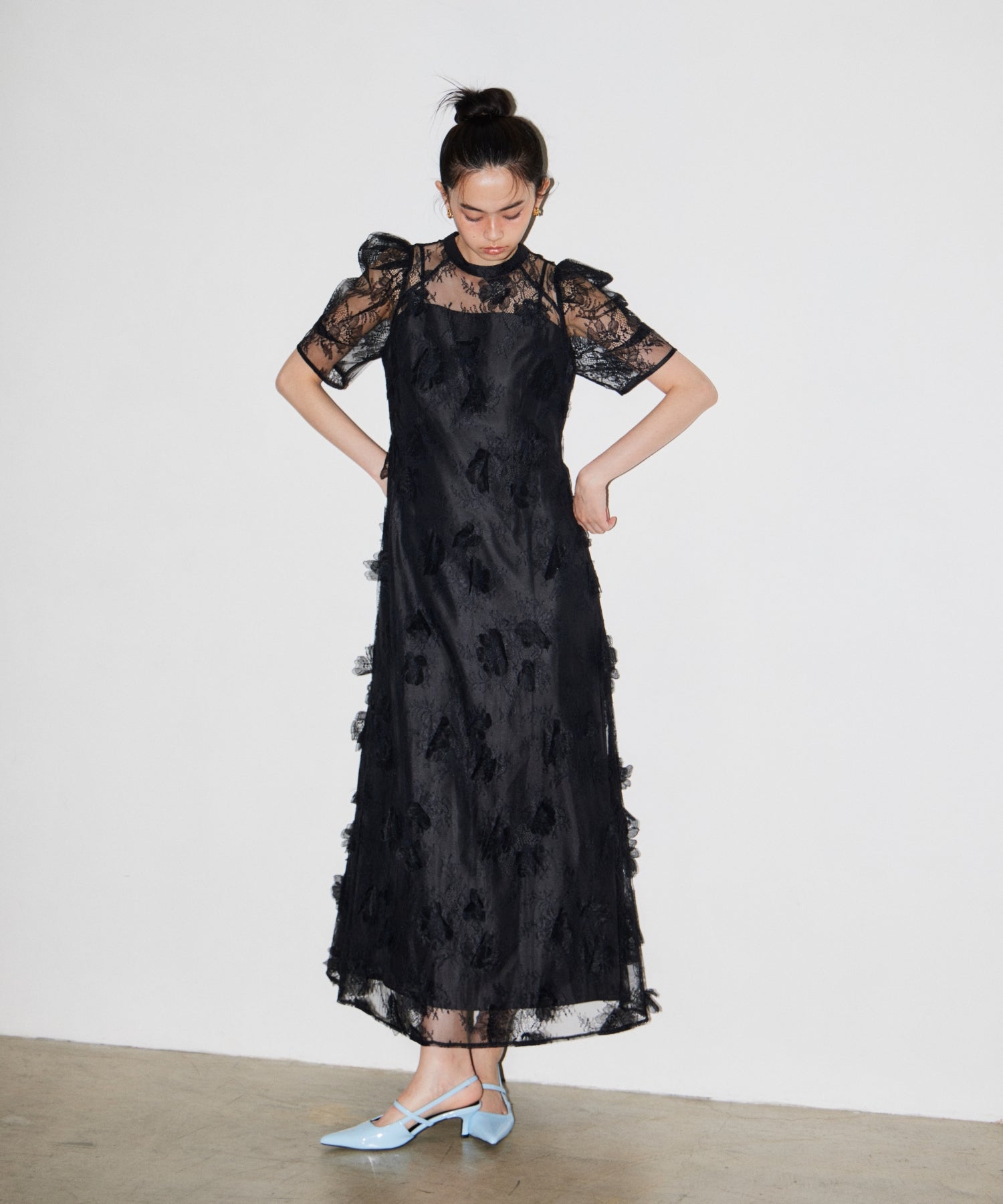 FLOWER LACE DRESS
