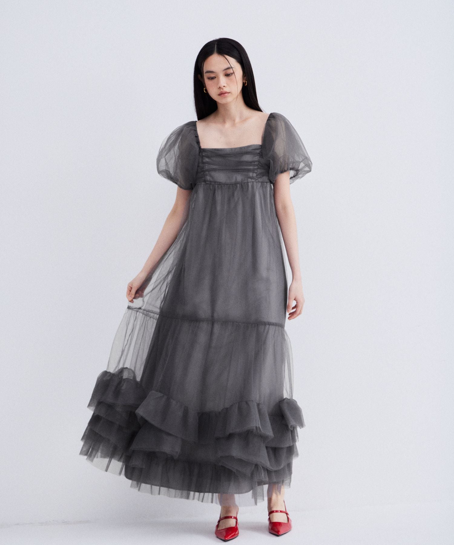 VOLUME TULLE PUFF SLEEVE DRESS