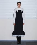 TAILORED FRILL DRESS ブラック 正面着用全身
